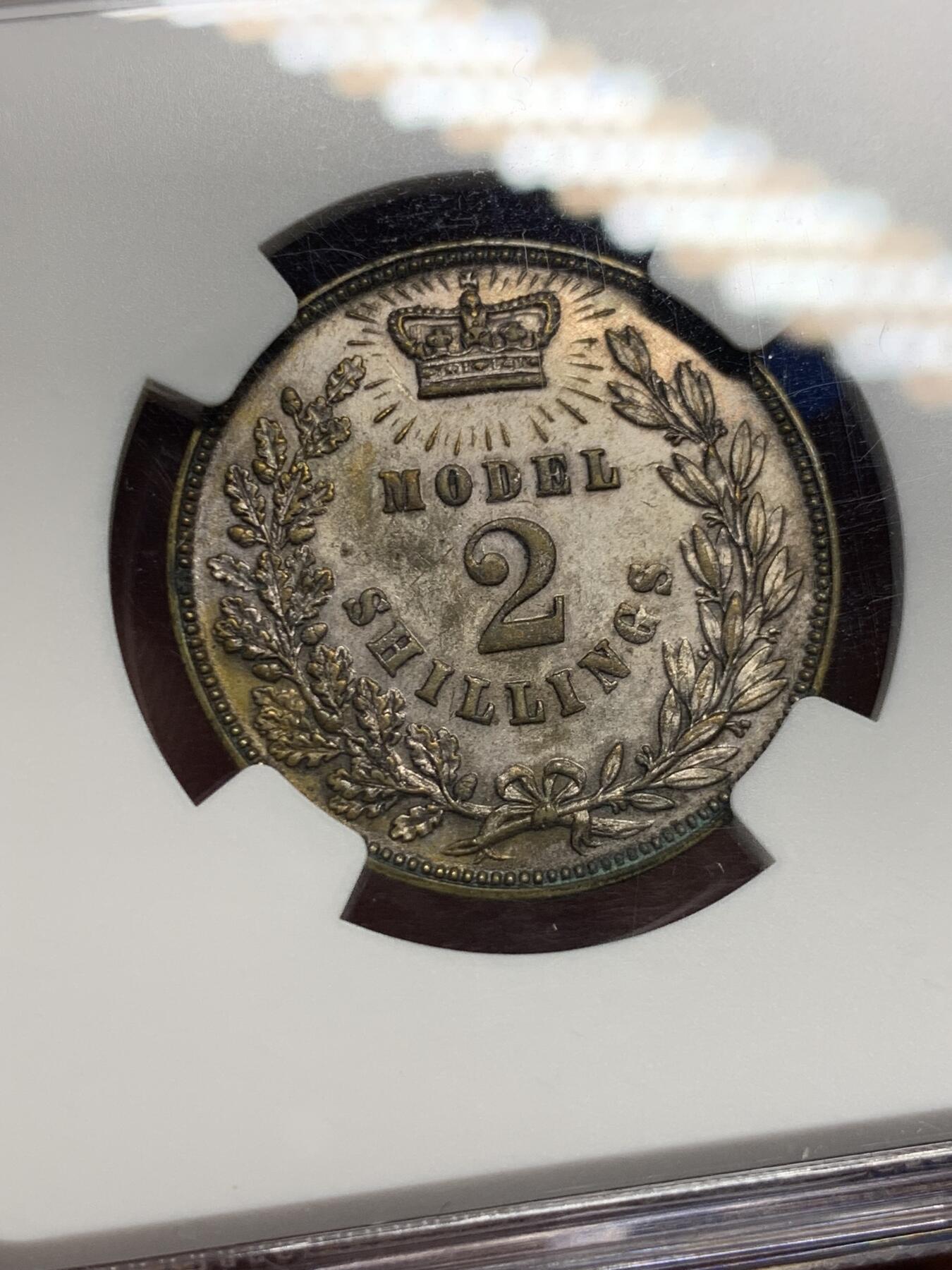 《竞宝斋》第442场 周日，周一，2场连拍 （全场包邮） NGC MS62 英国1850年代龙马2先令model，稀见品种，实际铸于1849年，与双色克朗同属一个系列，但远比双色系列更稀少。不列颠女神驾驭龙马，行于波涛之上