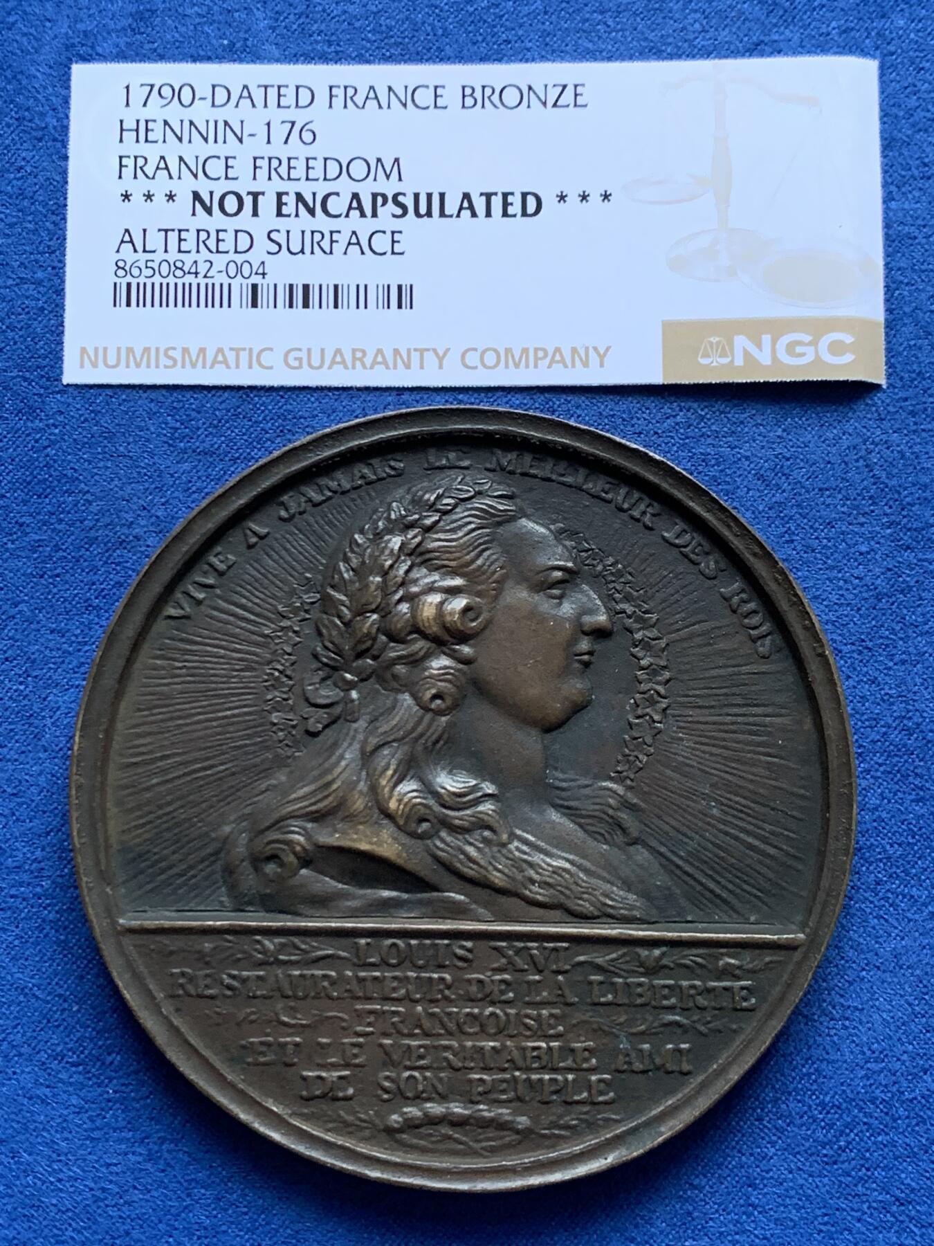 《竞宝斋》第442场 周日，周一，2场连拍 （全场包邮） 1790年法国大革命纪念章 NGC给了表面改变评级 极少见品种 102.6克 73mm 细节见图