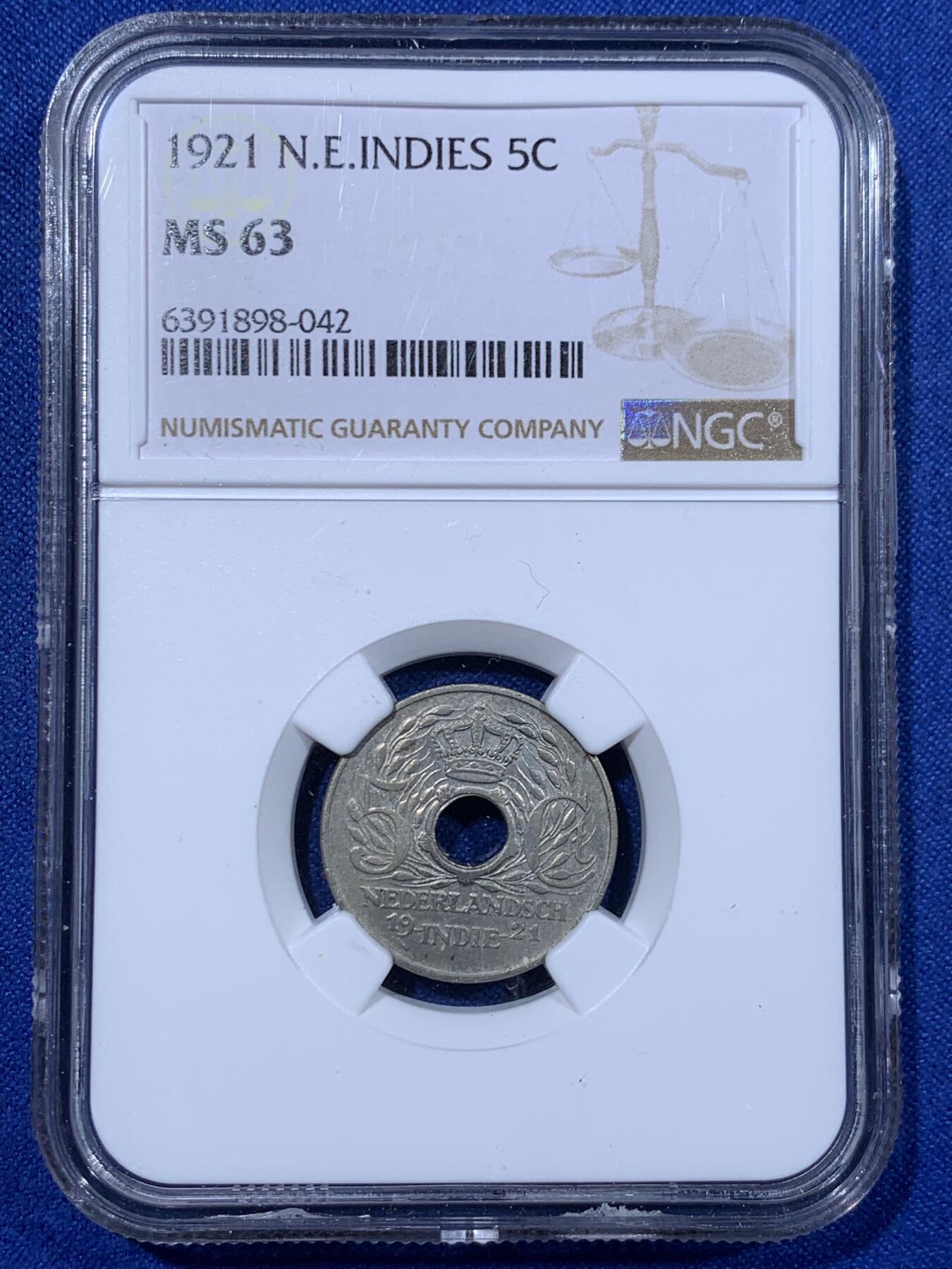 《竞宝斋》第442场 周日，周一，2场连拍 （全场包邮） 八枚一组 NGC UNCD-MS65 荷属东印度3铜1镍4银大全套，收集难度大于荷属库拉索，日本藏家币送评，性价比不错的1套，值得拥有。