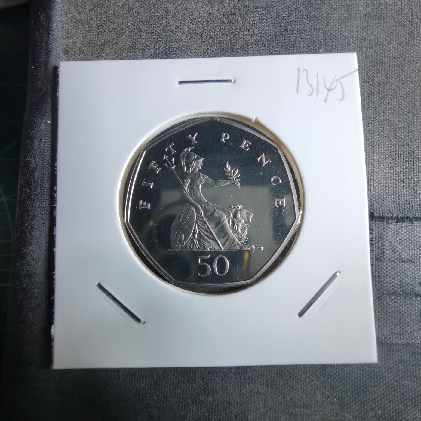 沼泽如烟--第913场 英国2001年50便士精制币