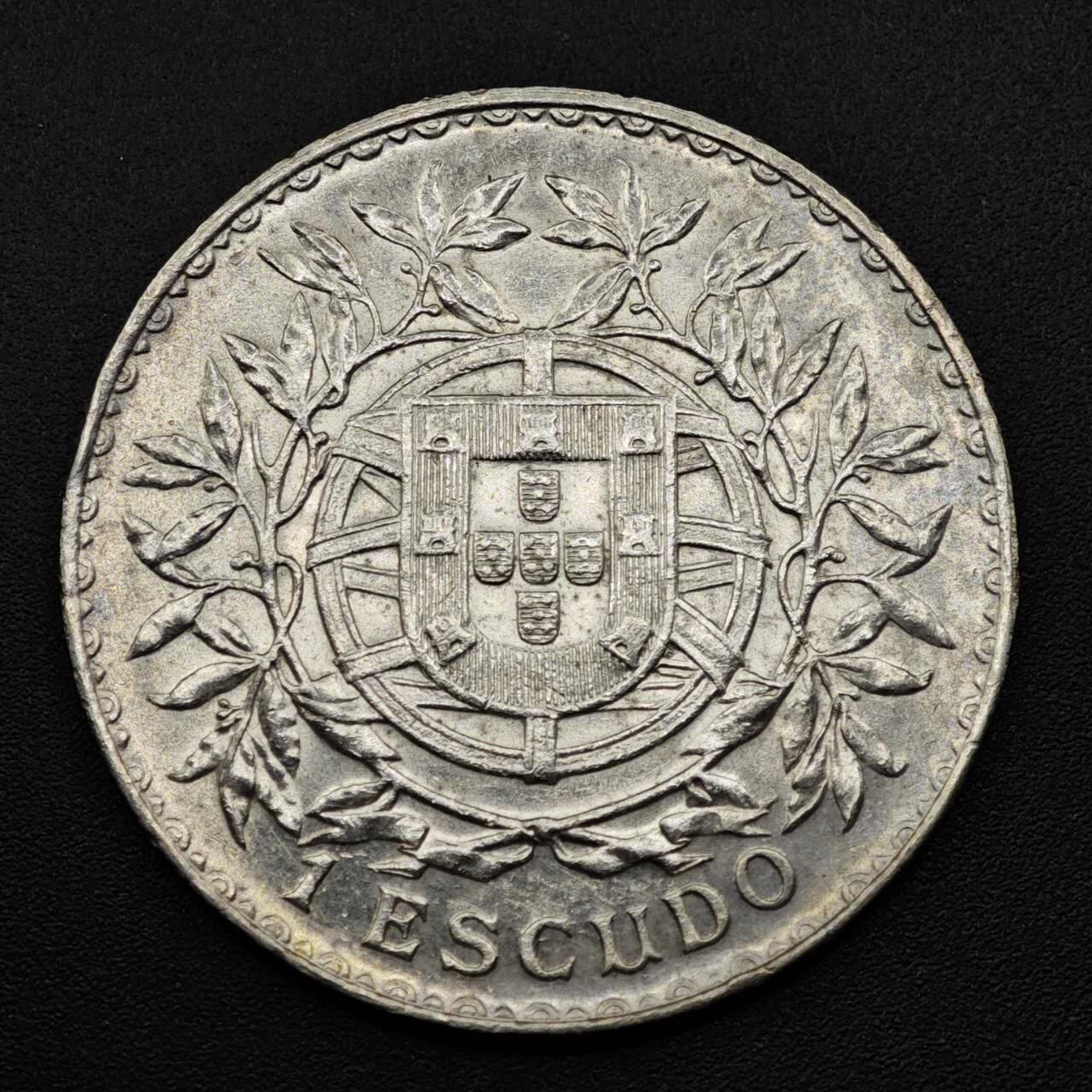 【淘币小摊】实时拍第八百零八拍   银币套币场   满百包邮可预留二周 每周一统一发货   葡萄牙1915年1埃斯库多法银币