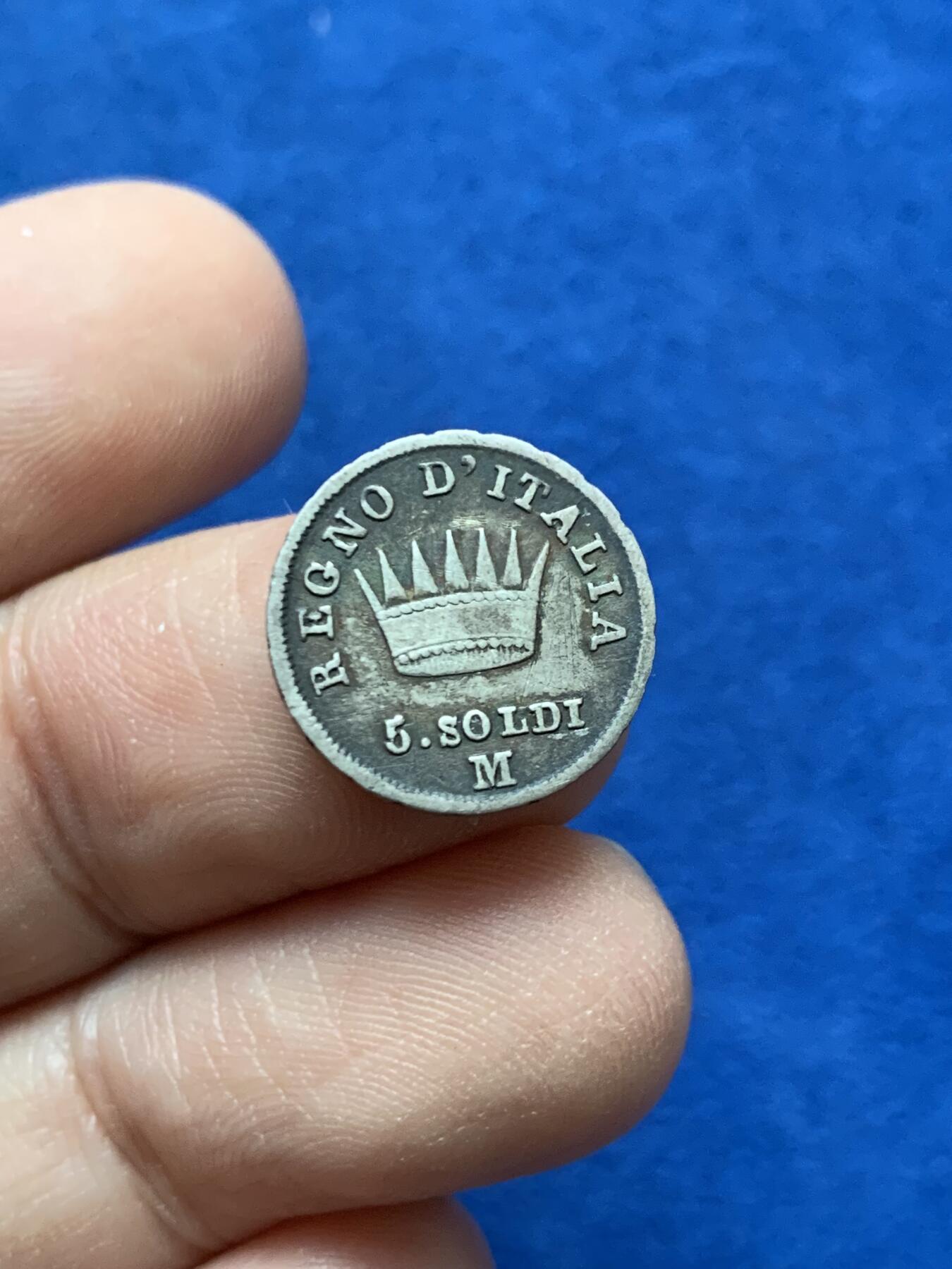 《竞宝斋》第442场 周日，周一，2场连拍 （全场包邮） 六枚一组 1811年法占意大利5里拉，2里拉一组，10分银币，5分银币，1索尔铜币，10分铜币一组，稀少。