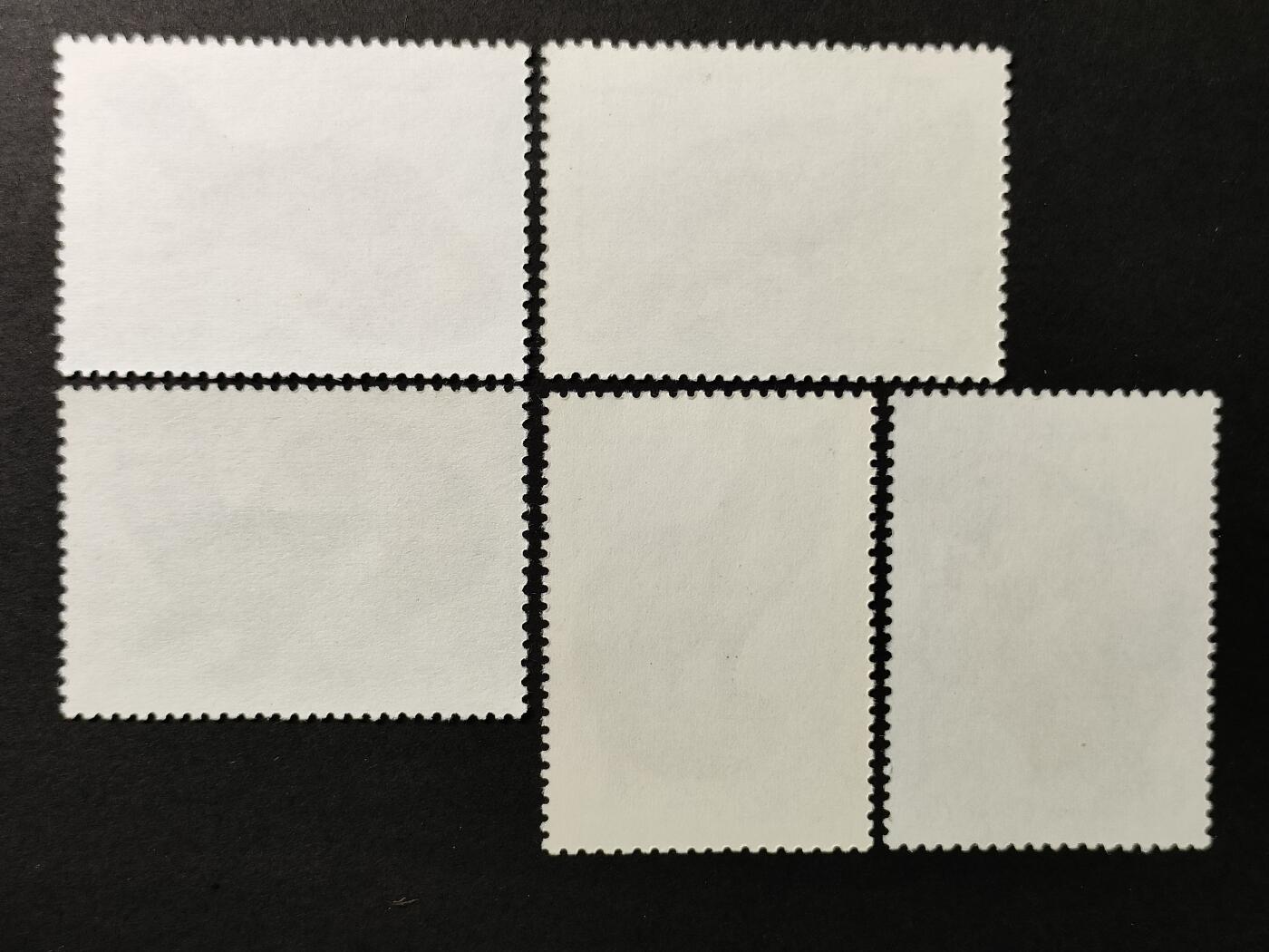 ↓君缘收藏661期☞钱币邮品↓无佣金、可寄存、满30元包邮  苏联邮票，1980年珍贵的毛皮动物·水貂、紫貂等5全