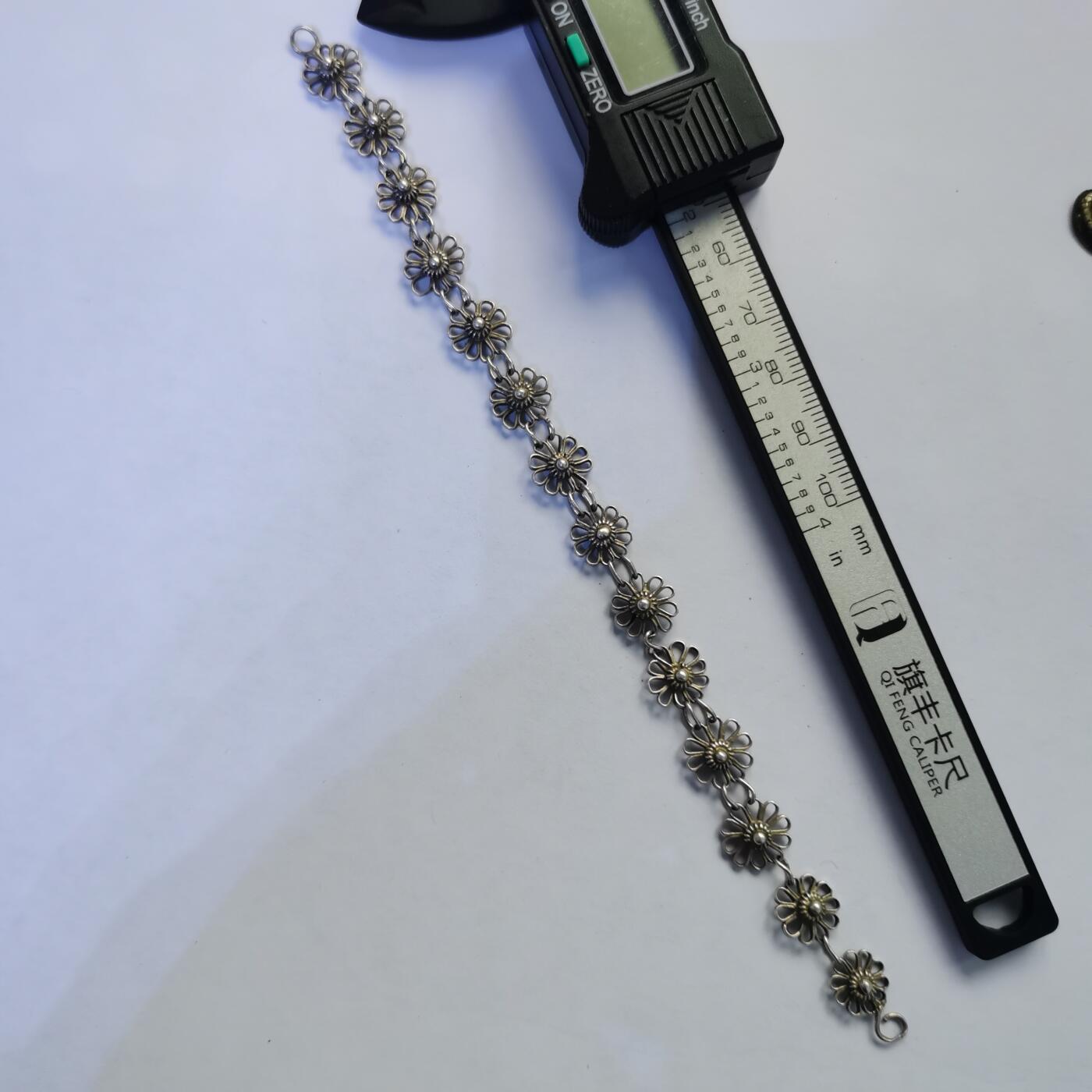 藏珍品阁杂件专场82期 清末老银梅花链