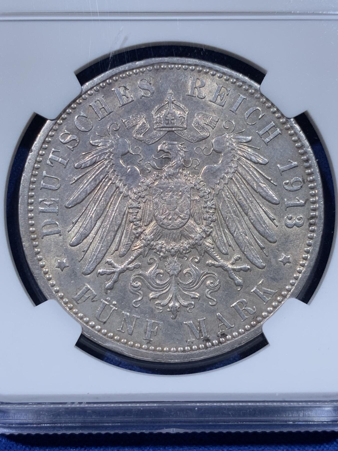 《竞宝斋》第442场 周日，周一，2场连拍 （全场包邮） NGC AU58 德国 汉堡  1913 双狮 5马克 品相不错 疑似低评