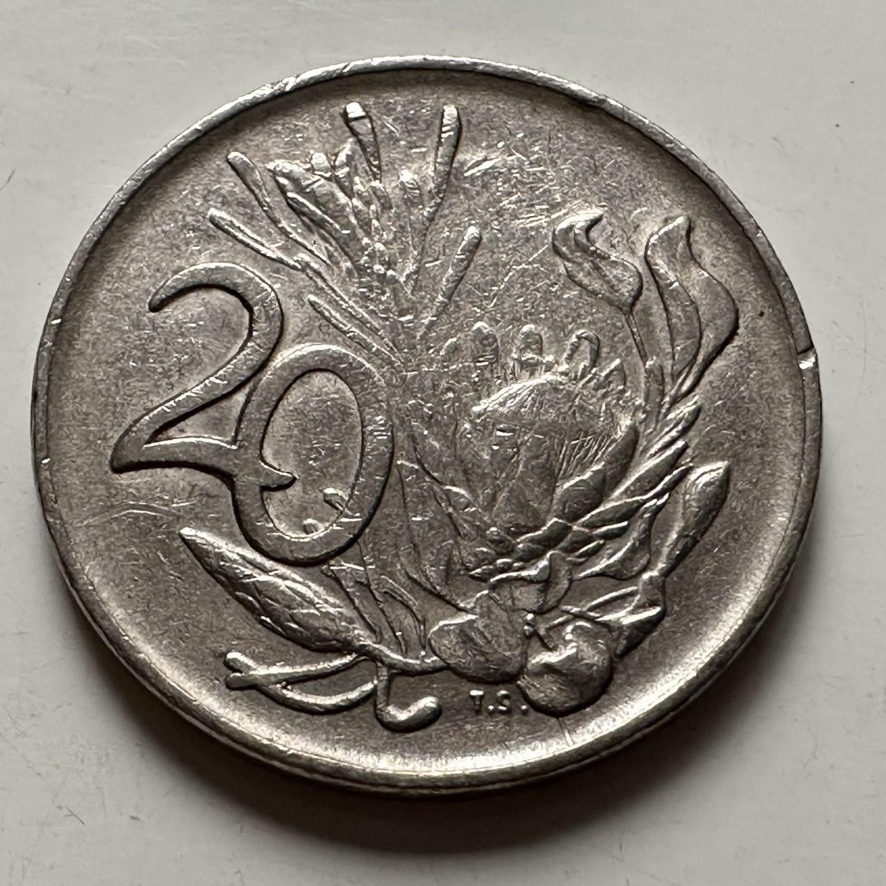 🌹外币初藏🌹🐯2025年第132场  每周二四六晚8️⃣点 接代拍 南非1976年20分