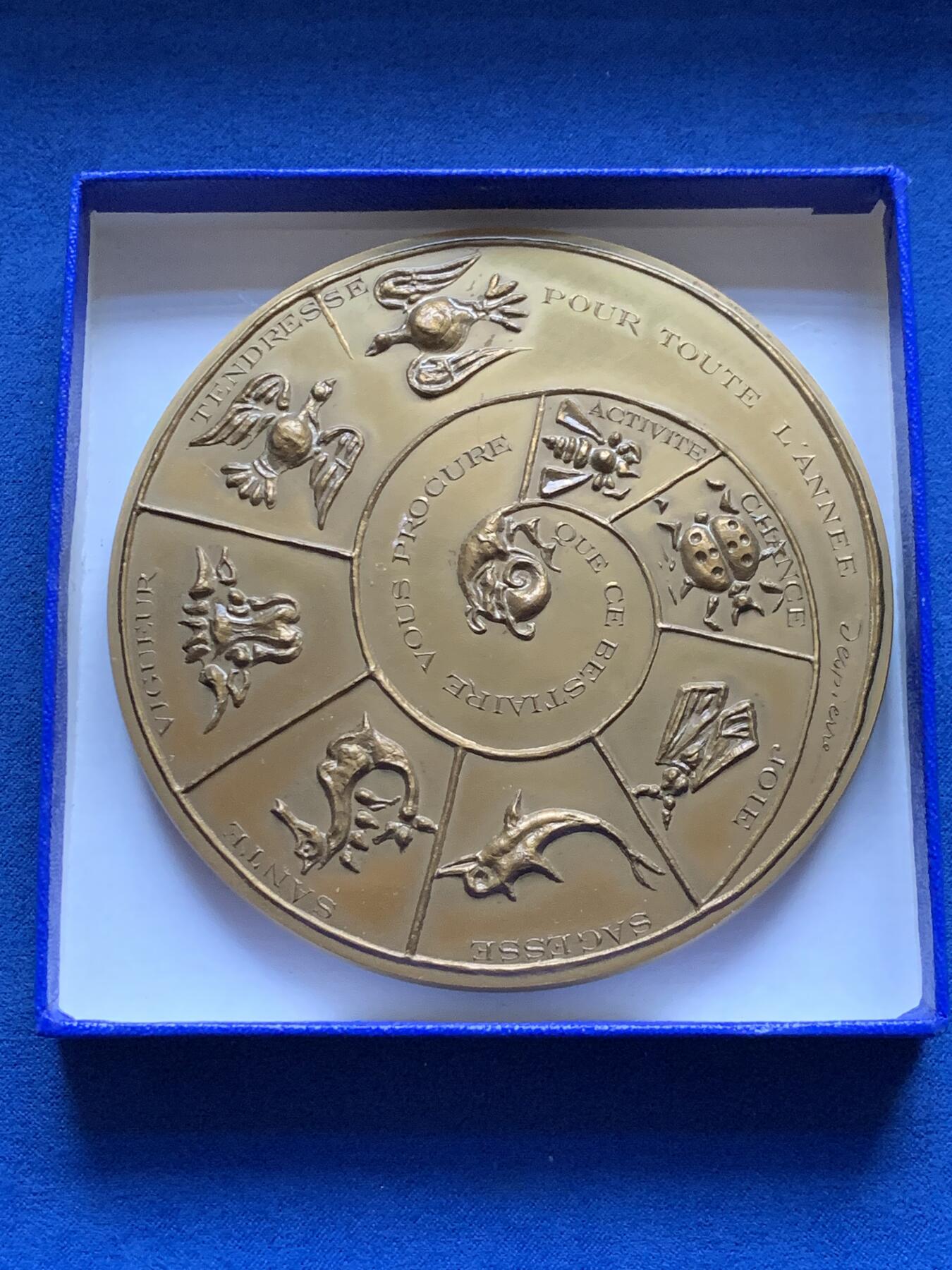 《竞宝斋》第442场 周日，周一，2场连拍 （全场包邮） 法国农业与昆虫超大号纪念铜章 388.5克 100.2mm 1972 丰饶角铜标