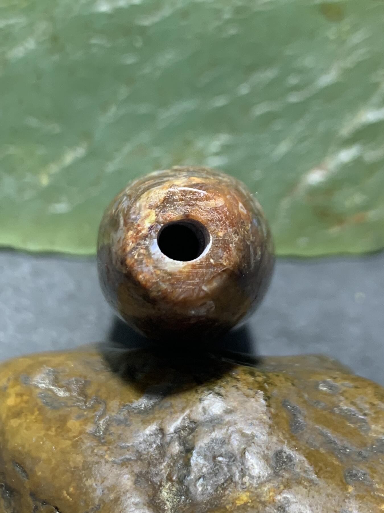 藏传血法螺石随形天珠一颗！