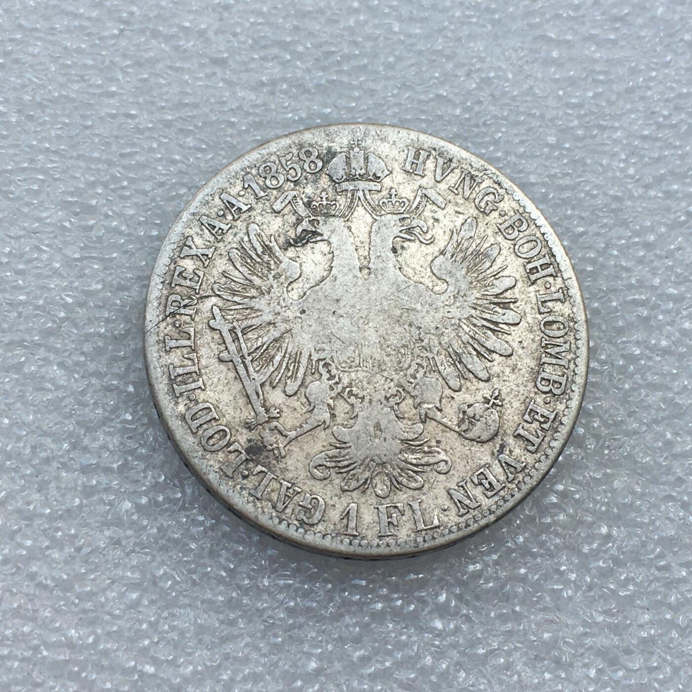 世界钱币专场拍卖 每周二开拍