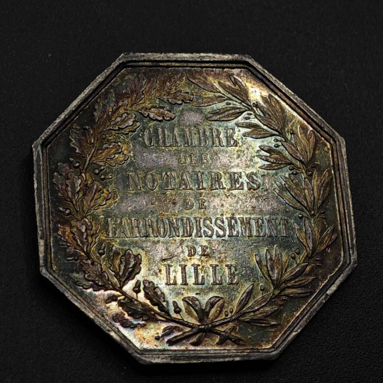 【淘币小摊】实时拍第八百零八拍   银币套币场   满百包邮可预留二周 每周一统一发货   法国里尔公证人八角银章 五彩包浆美品 蜜蜂边铭 重19.2克