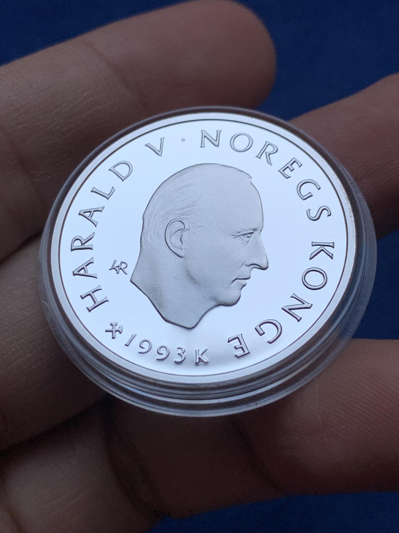 《竞宝斋》第442场 周日，周一，2场连拍 （全场包邮） 挪威1993K哈拉尔德五世50克朗银币 1994年挪威利勒哈默尔冬奥会纪念币 925银 16.85克