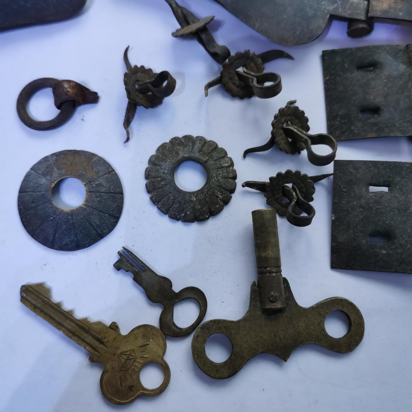 藏珍品阁杂件专场82期 老铜配件