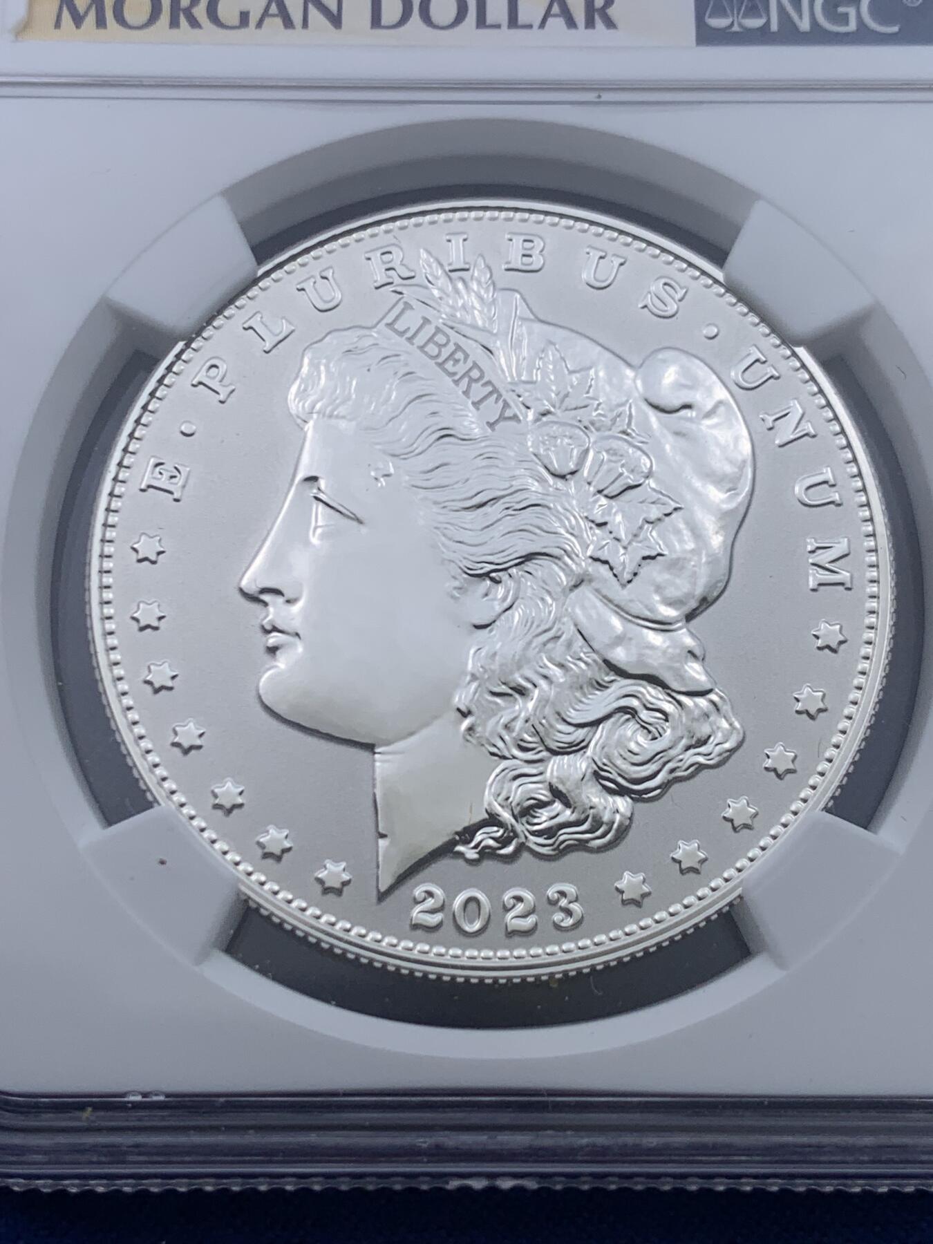 《竞宝斋》第442场 周日，周一，2场连拍 （全场包邮） NGC PF69 美国2023年摩根S版1美元大银币 反向精制币