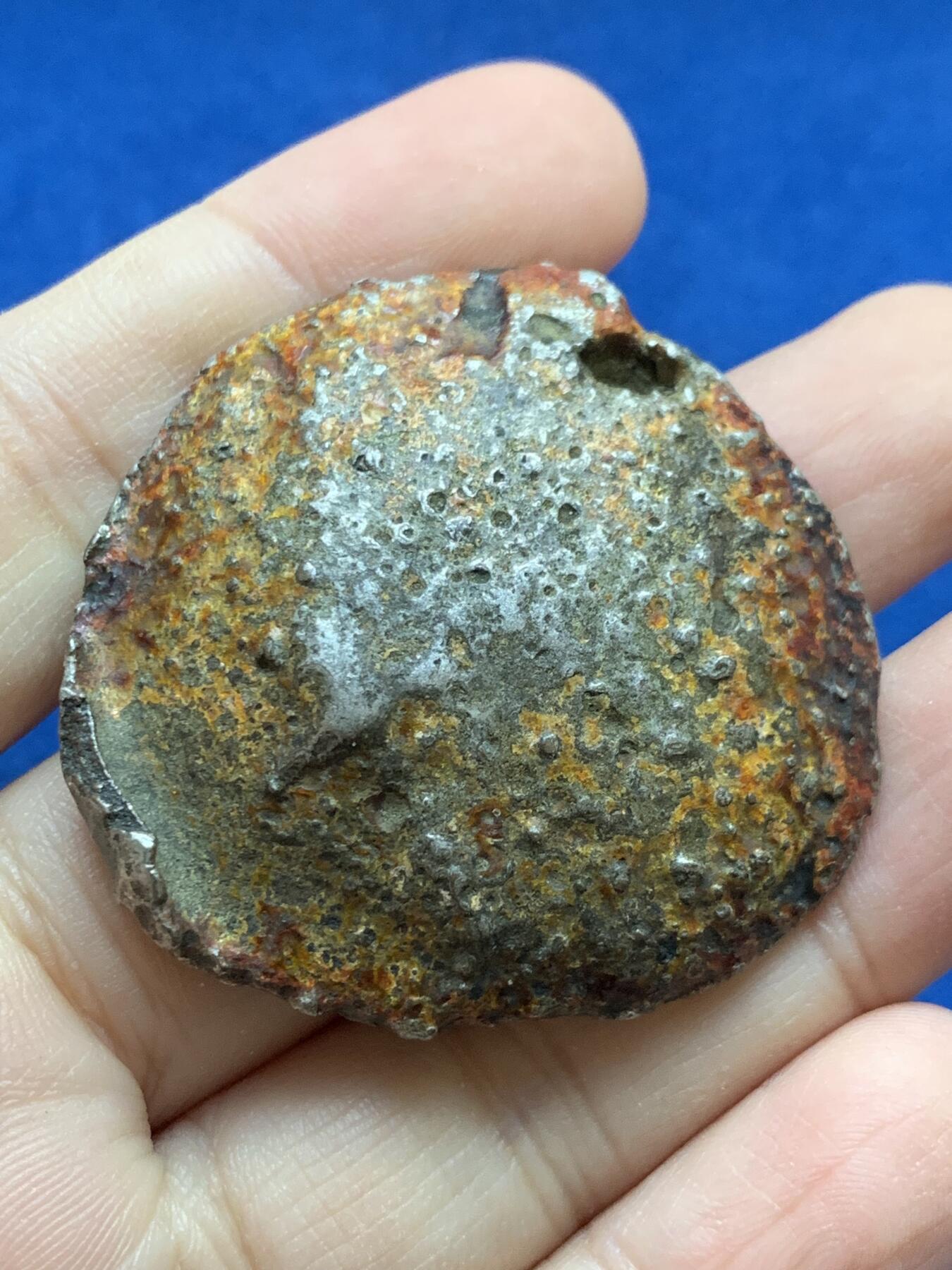 《竞宝斋》第442场 周日，周一，2场连拍 （全场包邮） 泰国南部nan tok早期大银锭 直径约45毫米 重约64.3克