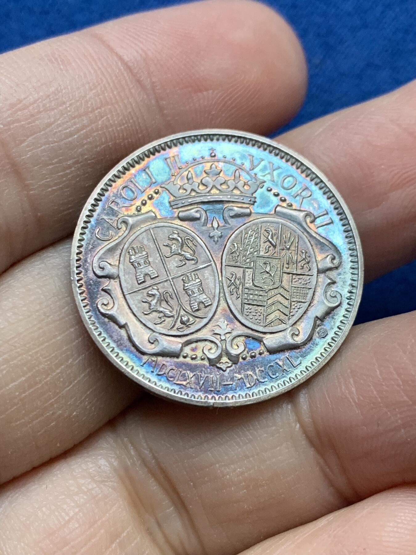 《竞宝斋》第442场 周日，周一，2场连拍 （全场包邮） 西班牙银章 玛丽亚安娜王后卡洛斯二世的第二任妻子 来自普法尔茨﹣诺伊堡 7.12克 27mm 包浆漂亮