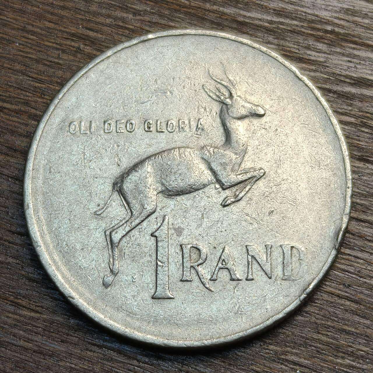 【铜匠收藏】★第133场★散币场，无佣金，30包邮。不满30元，支付5元运费。《接受代拍 代送NGC评级》 1977年 南非 1兰特