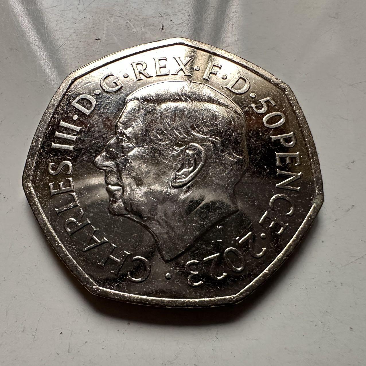 🌹外币初藏🌹🐯2025年第132场  每周二四六晚8️⃣点 接代拍 英国2023年50便士