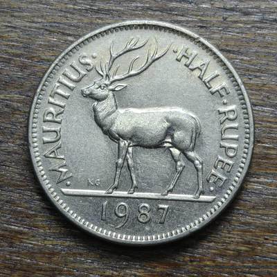 【铜匠收藏】★第133场★散币场，无佣金，30包邮。不满30元，支付5元运费。《接受代拍 代送NGC评级》 - 毛里求斯 1987年 总统版 1/2卢比