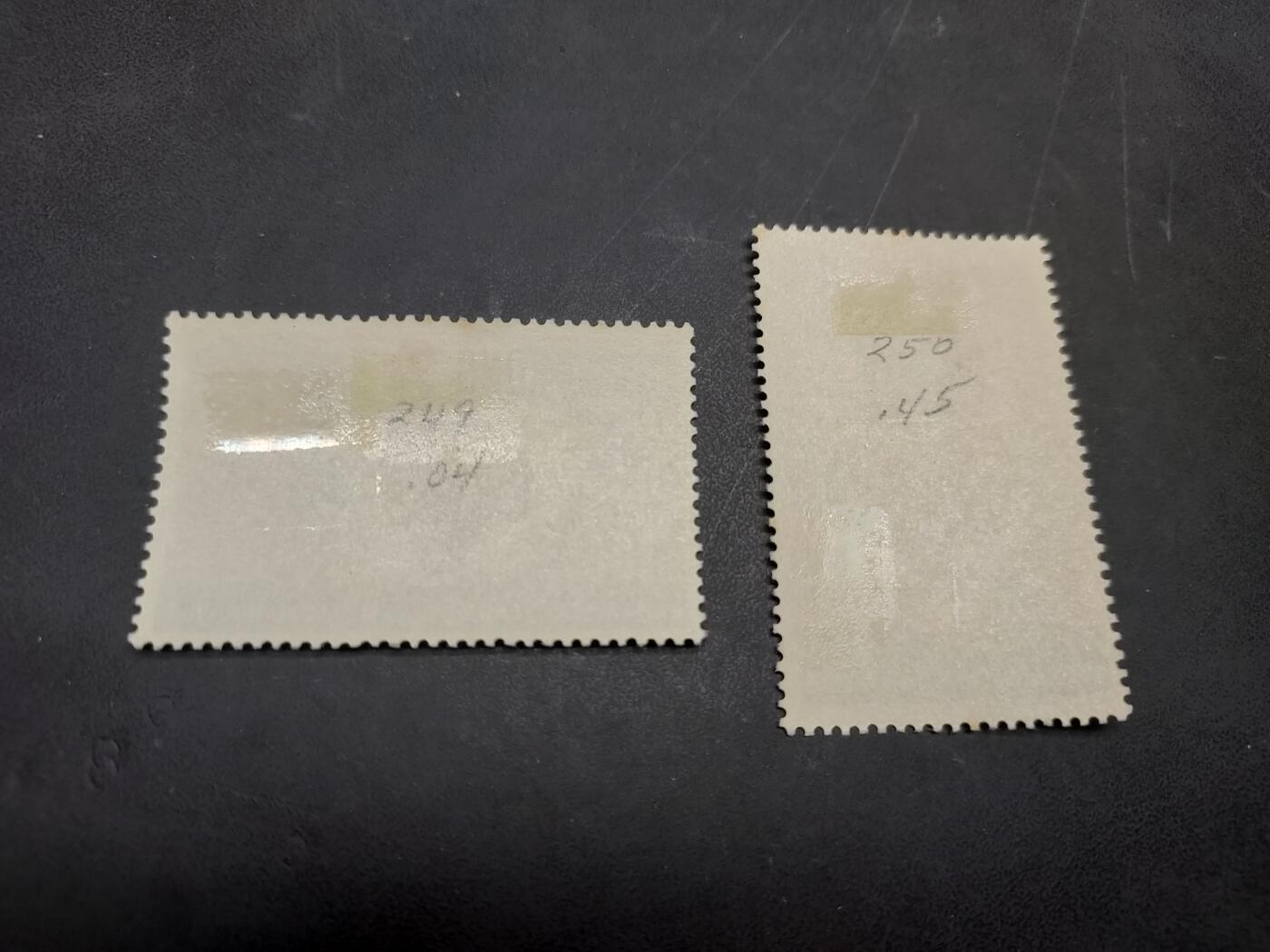 博彦收藏  RU 11月29日 8点 邮票专场 香港鸡年新全 背贴 上品