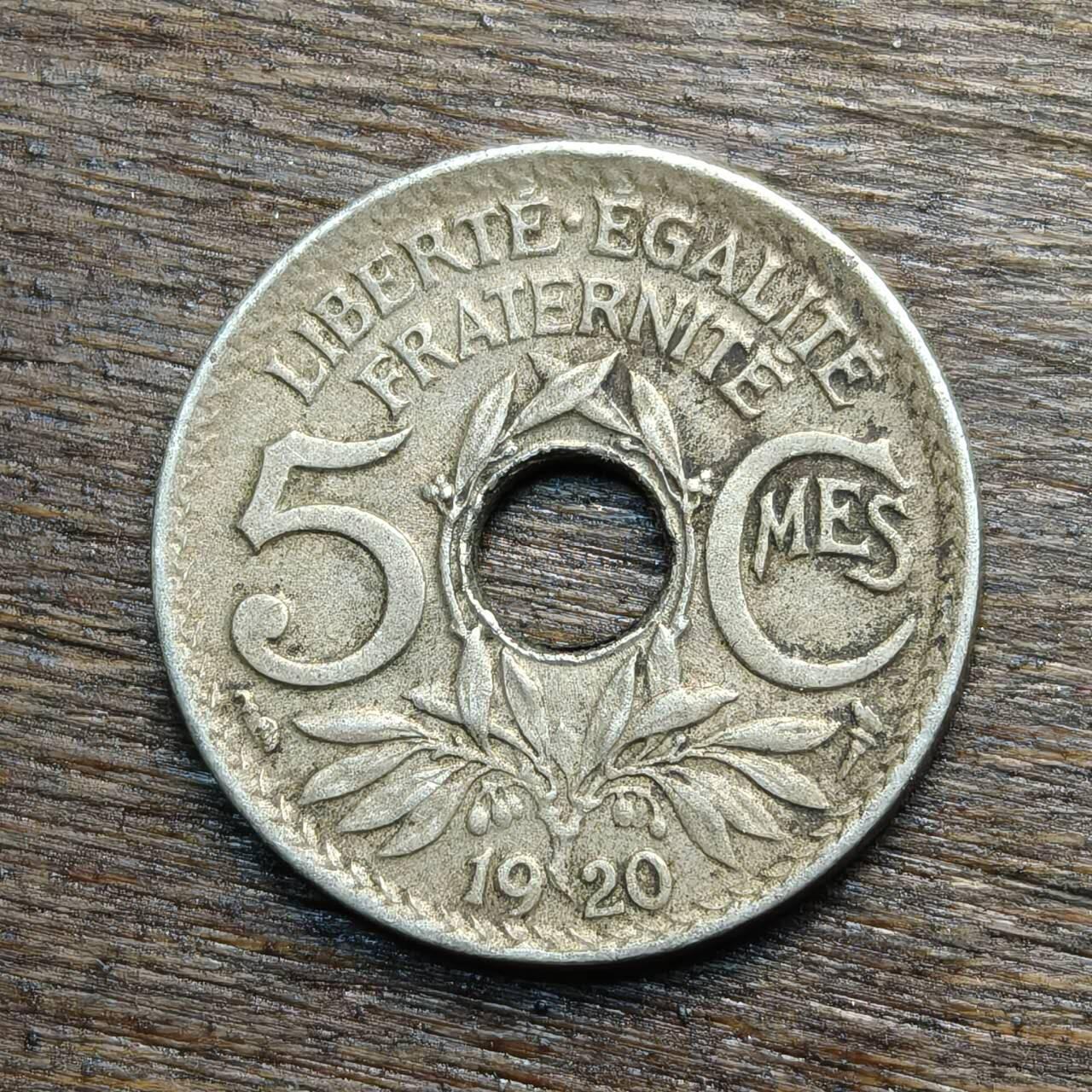 【铜匠收藏】★第133场★散币场，无佣金，30包邮。不满30元，支付5元运费。《接受代拍 代送NGC评级》 法国 1920年 5分