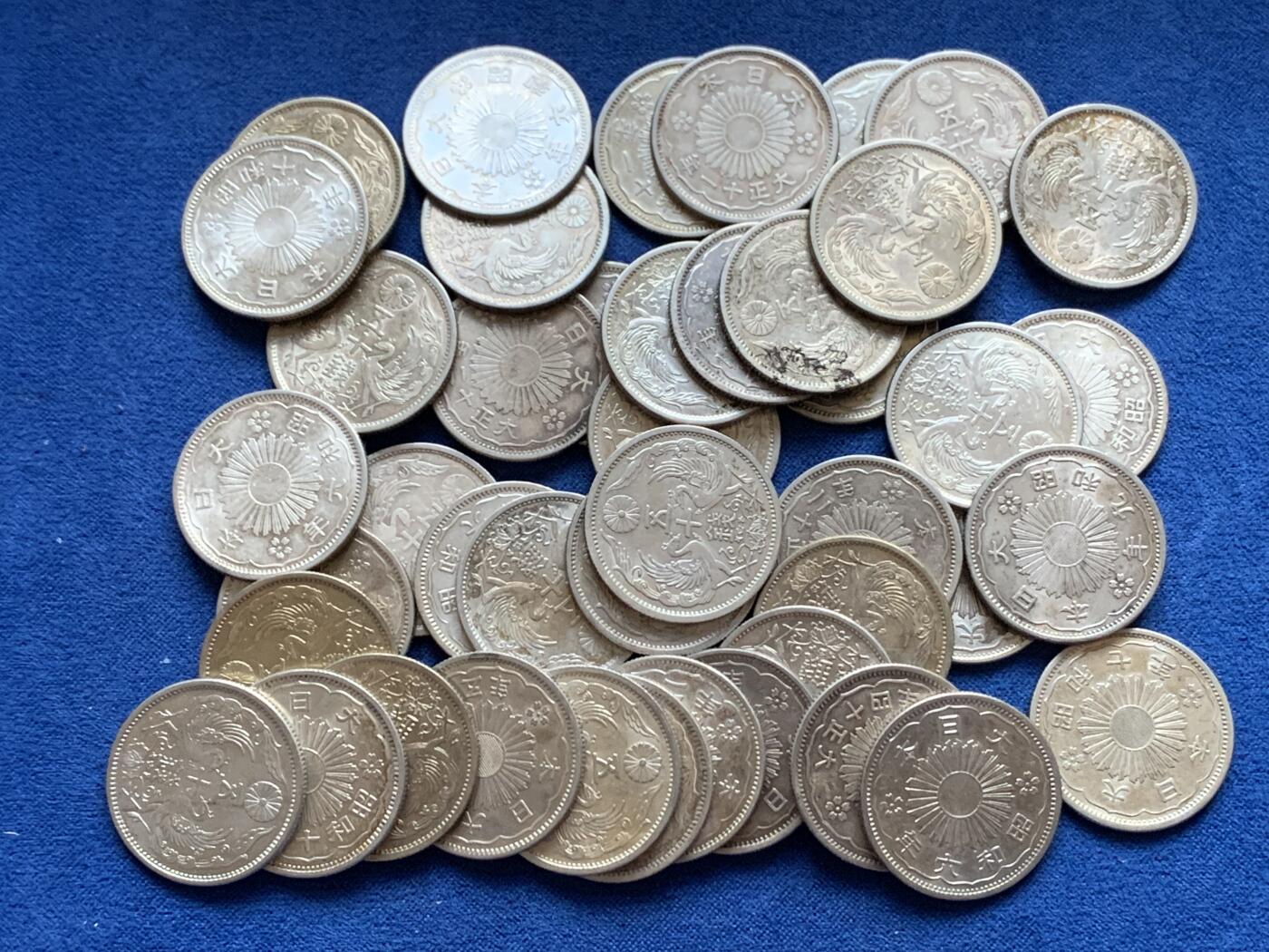 《竞宝斋》第442场 周日，周一，2场连拍 （全场包邮） 日本双凤银币 总重约216.1克