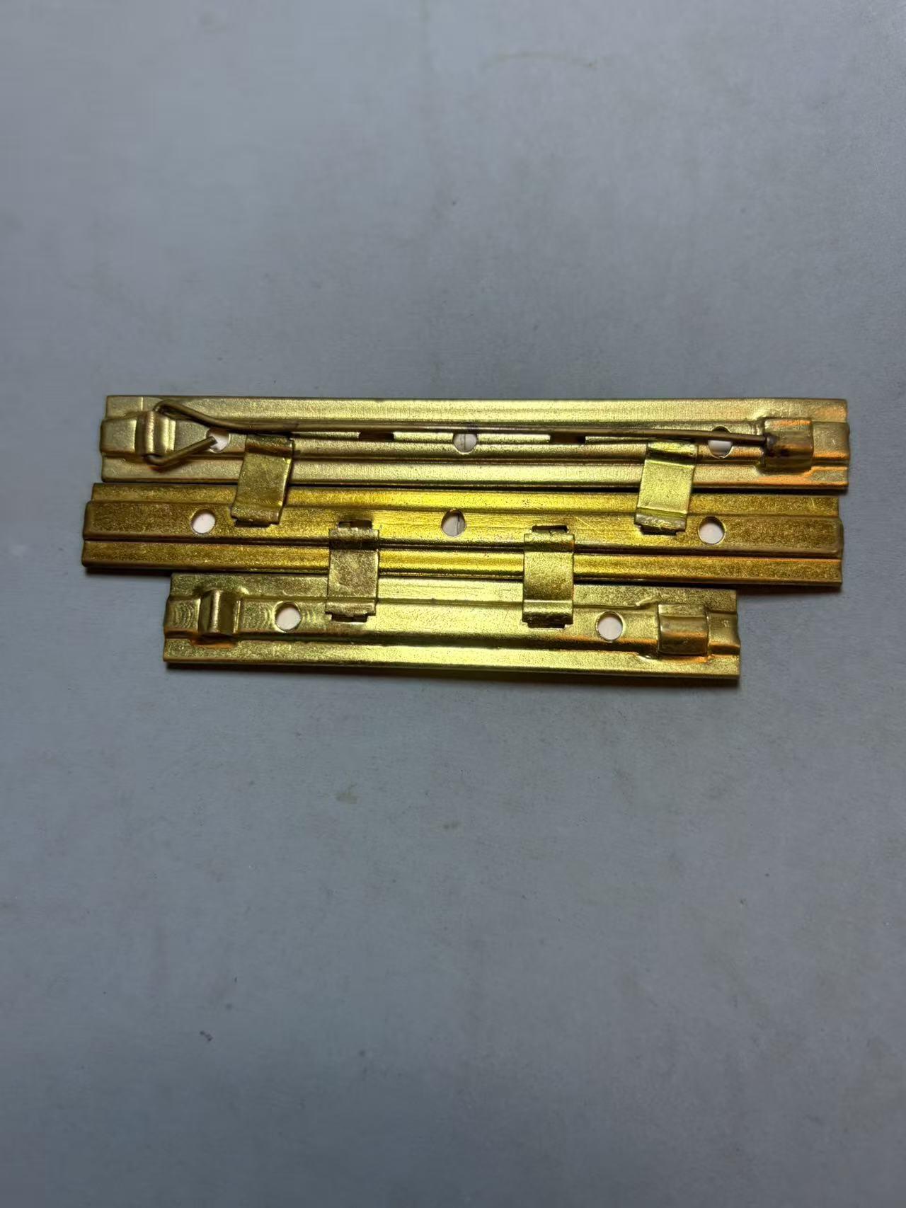 盛世勋华——号角文化勋章邮票专场拍卖第289期 东德内政部警察勋略 3排11枚 包括：内政部功勋奖章1-3级.内政部杰出服务奖章.内政部长期服务奖章一整套.人民警察部队忠诚服务奖章.