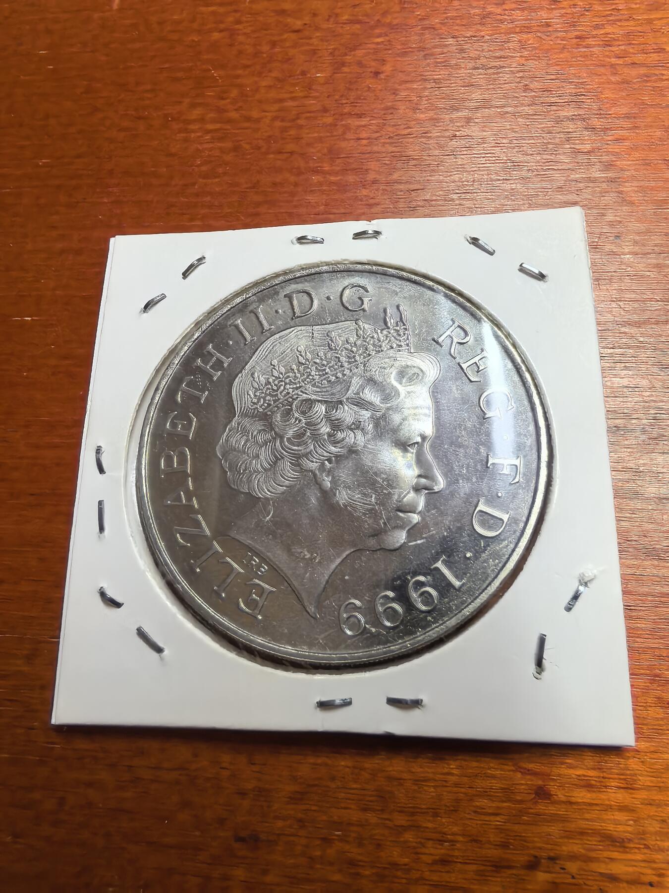 长老汇蛇年精选第七十七场拍卖 获奖币！1999英国戴安娜5英镑铜镍币