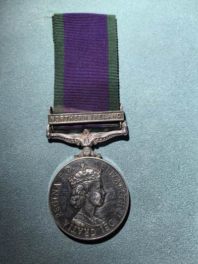 盛世勋华——号角文化勋章邮票专场拍卖第289期 - 英国常规服役奖章 伊丽莎白二世版 带北爱尔兰条 银制带刻名 