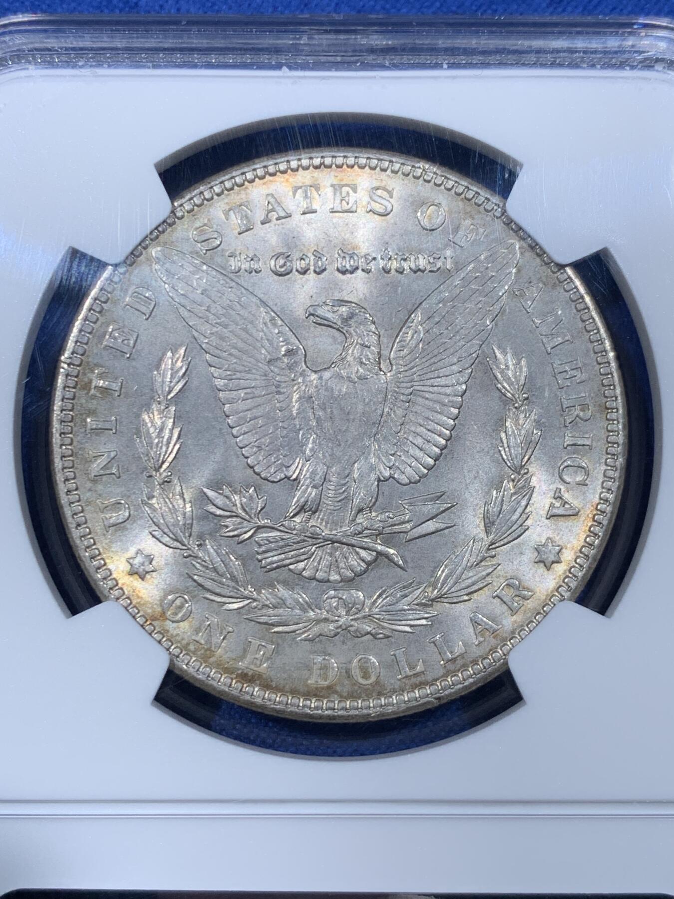 《竞宝斋》第442场 周日，周一，2场连拍 （全场包邮） NGC MS64 美国 1903年 1美元 摩根银币 后期较少年份 淡金色包浆 状态很好