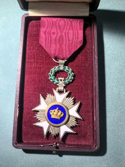 盛世勋华——号角文化勋章邮票专场拍卖第289期 - 比利时骑士级王冠勋章 带原盒 带厂标