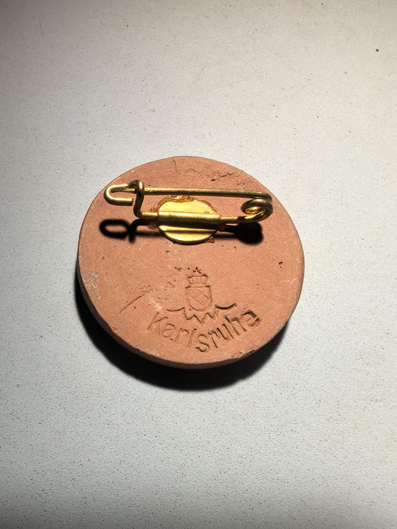 盛世勋华——号角文化勋章邮票专场拍卖第289期 德国（1939）1934年母亲与孩子纪念证章 带厂标