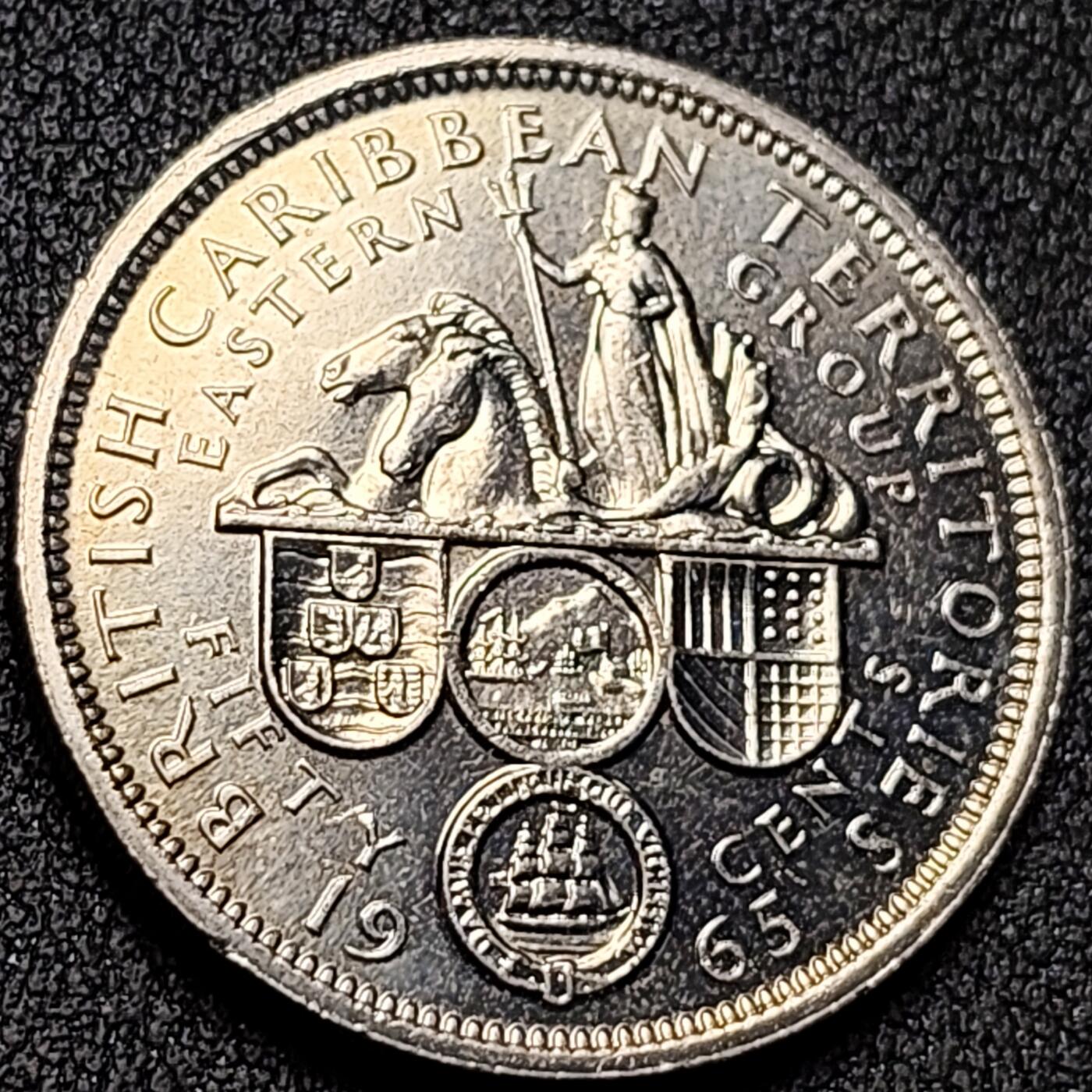 泉币菌-第137场-精品福利场（之前场次29日、30日发货，敬请谅解） 稀少原光UNC 海王波塞冬 英属东加勒比50分硬币 1965年直径28MM 