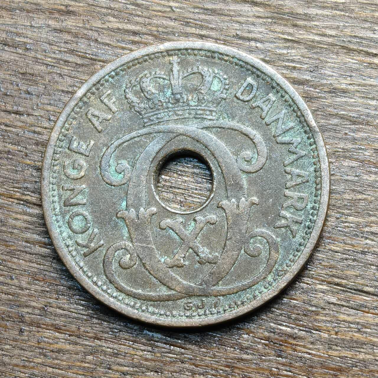 【铜匠收藏】★第133场★散币场，无佣金，30包邮。不满30元，支付5元运费。《接受代拍 代送NGC评级》 二战前皇冠版 丹麦 1920年 2欧尔