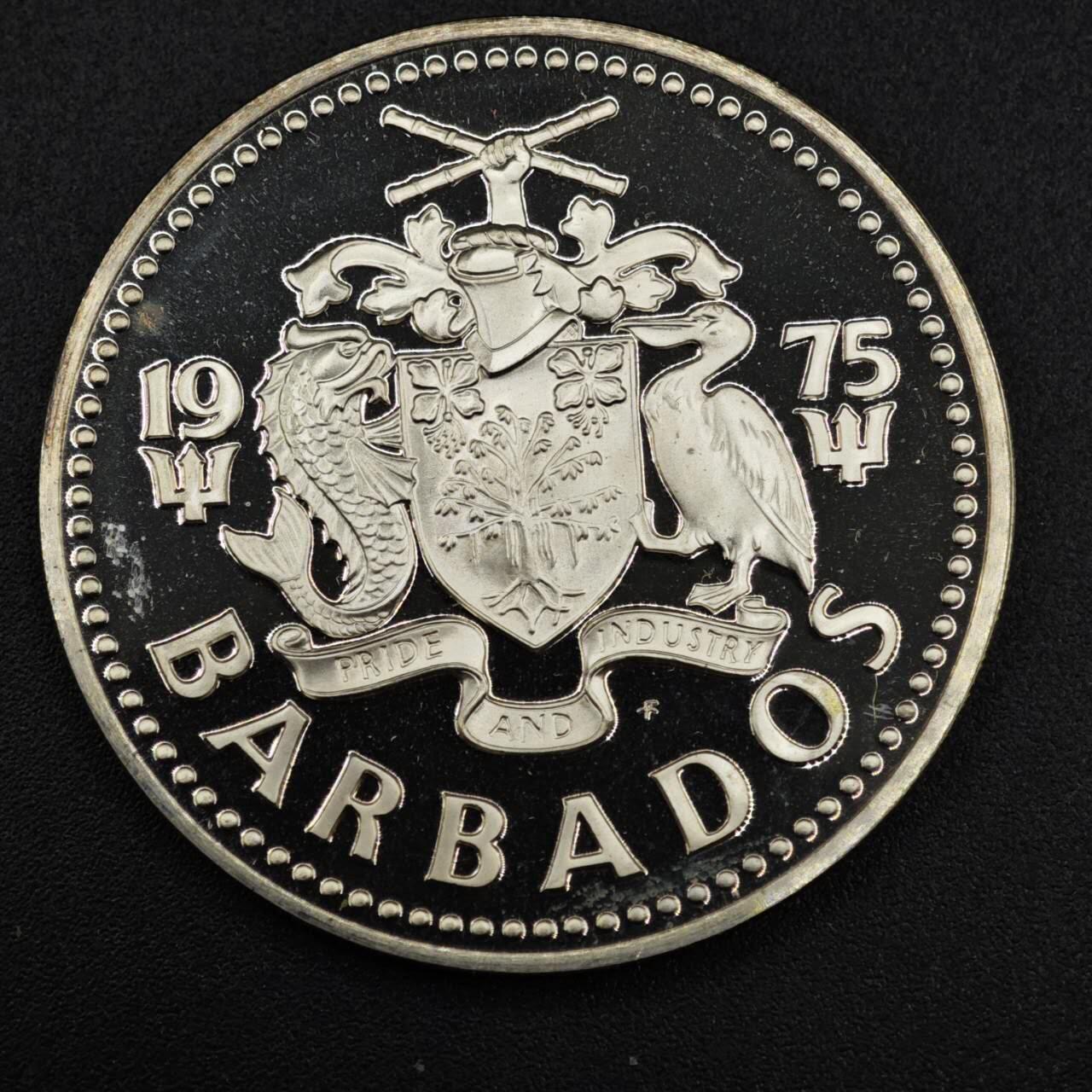 【淘币小摊】实时拍第八百零八拍   银币套币场   满百包邮可预留二周 每周一统一发货   巴巴多斯1975年5元喷泉精制银币 重31.1克800银 纯银价284