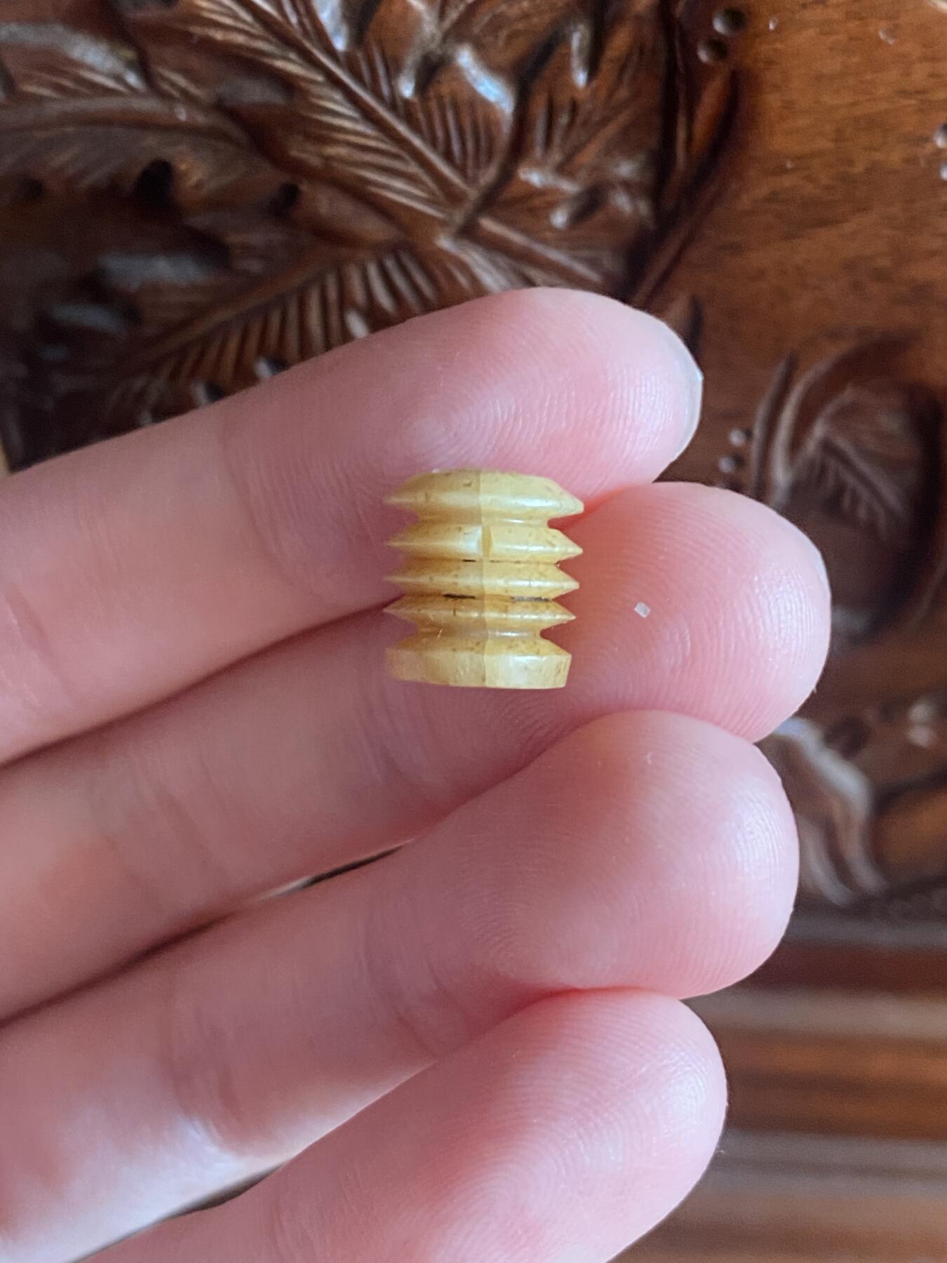 古伊朗地区吉罗夫特文化纺锤形千年牛骨古珠