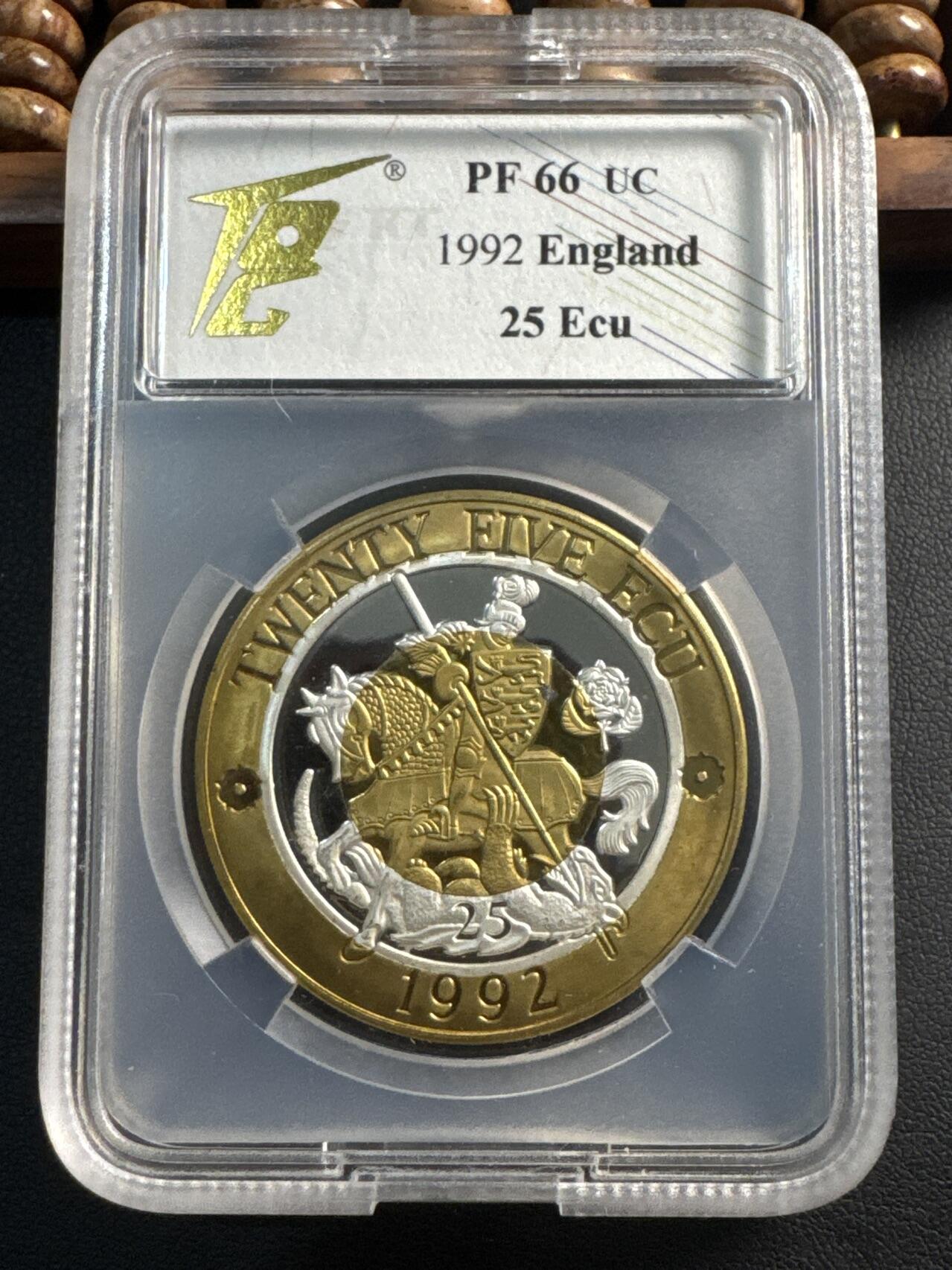 ❤️【币观天下】❤️ 第332期钱币拍卖- 2025.11.28周五晚上6点半场-长期征集拍品 （罕见）1992年英国25欧洲货币单位双金属纪念币 英格兰 （见于克劳斯稀有币目录） TQG PF66UC