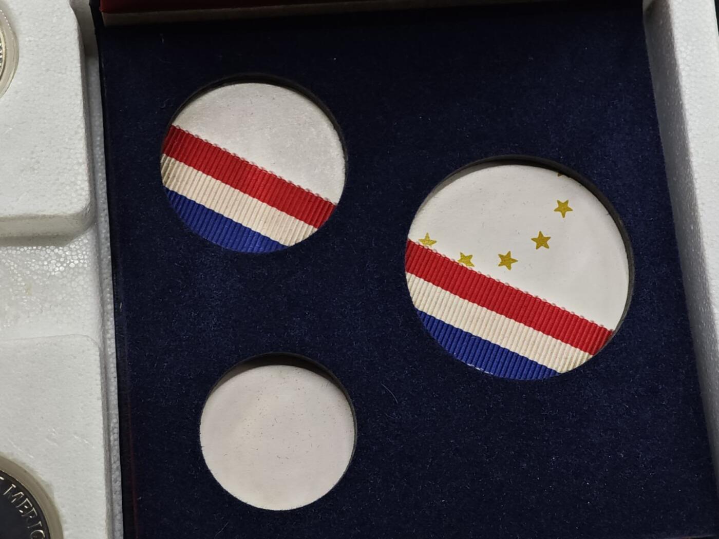 【淘币小摊】实时拍第八百零八拍   银币套币场   满百包邮可预留二周 每周一统一发货   美国1976年建国200周年精制银币3枚套 总重41.8克400银 银价191