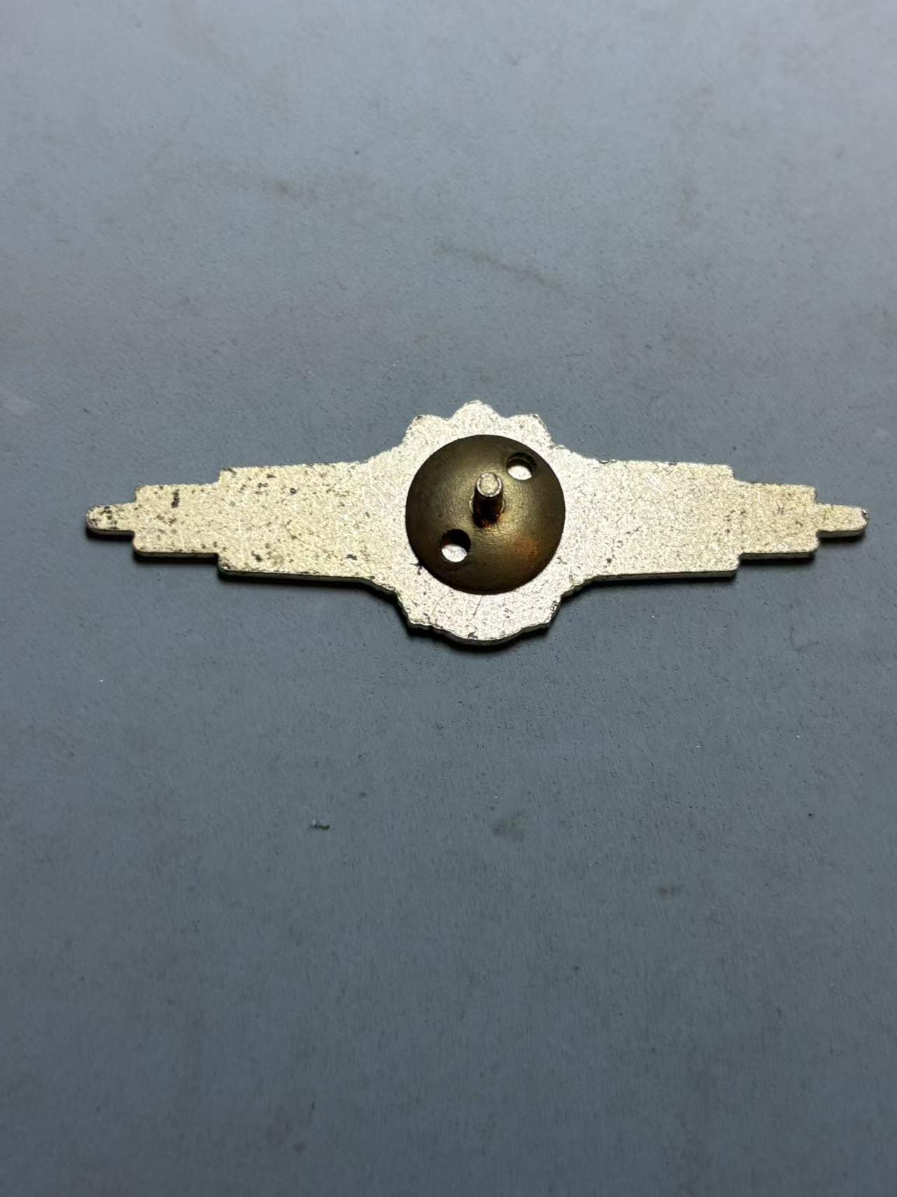 盛世勋华——号角文化勋章邮票专场拍卖第289期 东德三级警察技能证章