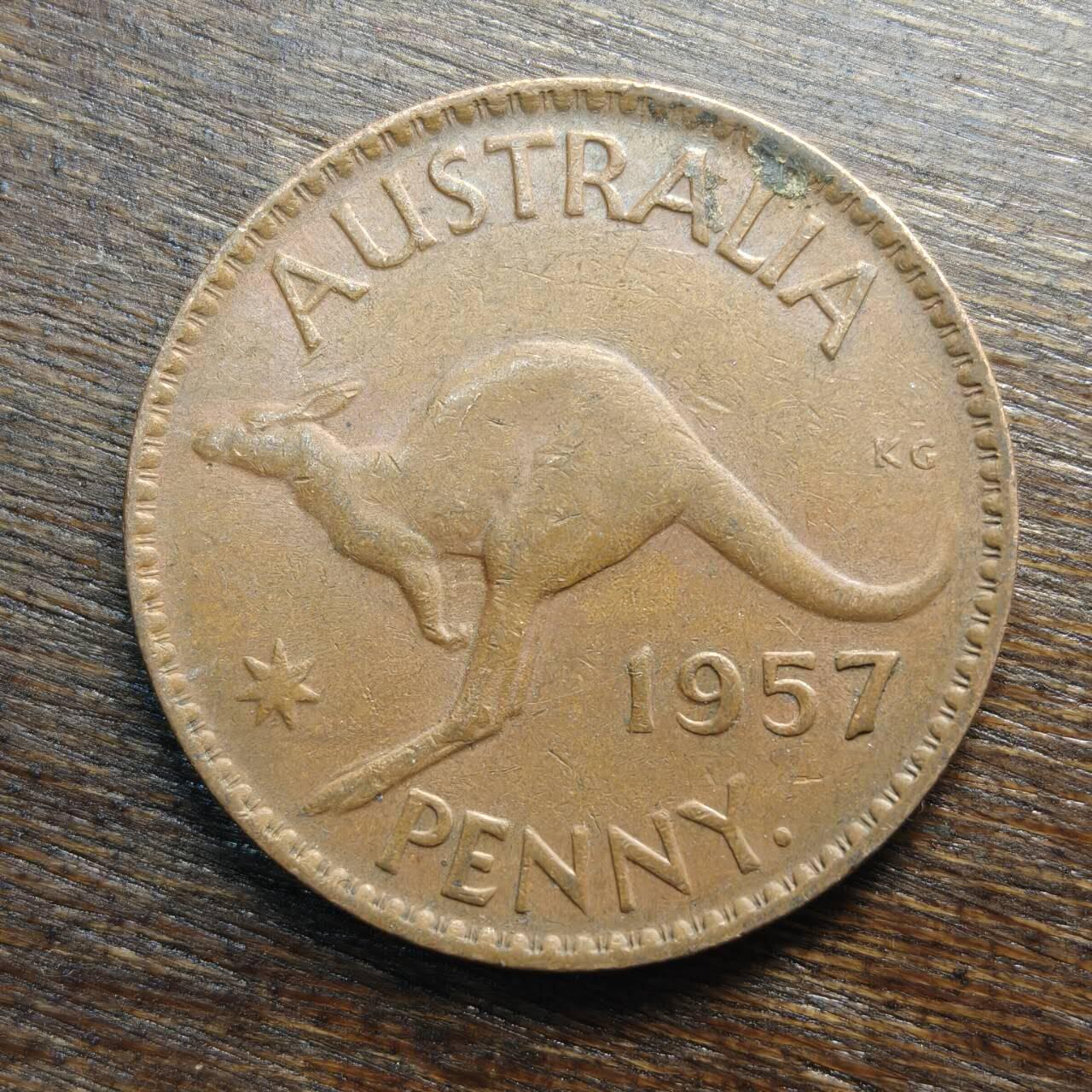 【铜匠收藏】★第133场★散币场，无佣金，30包邮。不满30元，支付5元运费。《接受代拍 代送NGC评级》 澳大利亚 1957年 伊丽莎白女王 1便士