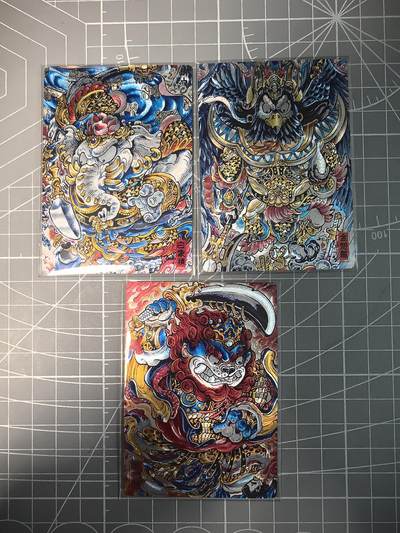 无佣金 不寄存 不收拍 链接少 我只是一个小小的卡牌收藏玩家   需要多宫大佬请私聊 部分卡牌设有底价（不想玩的那么累，即使有底价也会比市场价便宜的多，懂的自然懂） 拒绝小号抬价 大家放心拍 所有拍品部分套有卡膜 部分卡牌多宫 自制卡牌 不包厂瑕 放大镜 品控 勿拍 流拍商品会循环 感谢大家支持 留个关注 不定时上新 谢谢 - 奇点卡牌 山丘 狮驼岭 三妖粗闪