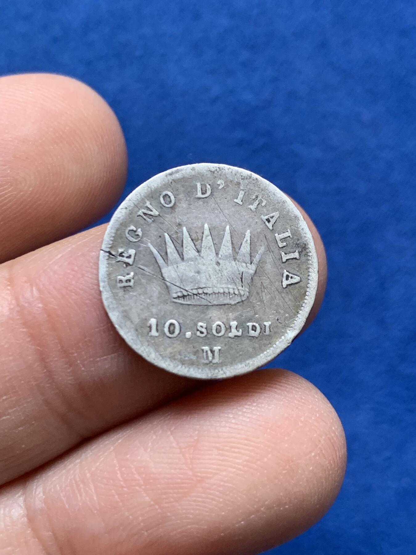 《竞宝斋》第442场 周日，周一，2场连拍 （全场包邮） 六枚一组 1811年法占意大利5里拉，2里拉一组，10分银币，5分银币，1索尔铜币，10分铜币一组，稀少。