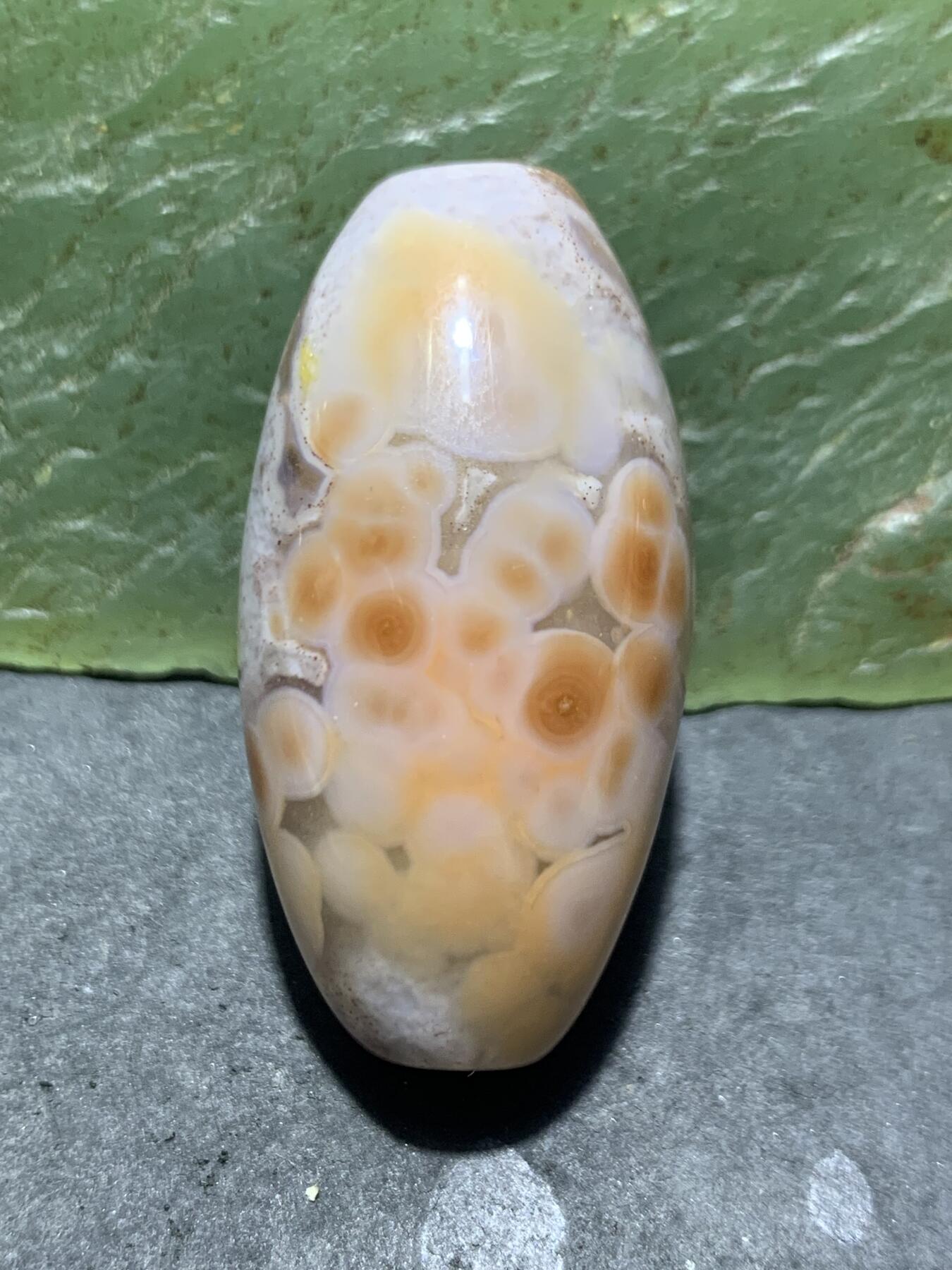 精美冻料冰飘糖心料战国红玛瑙随形桶珠一颗