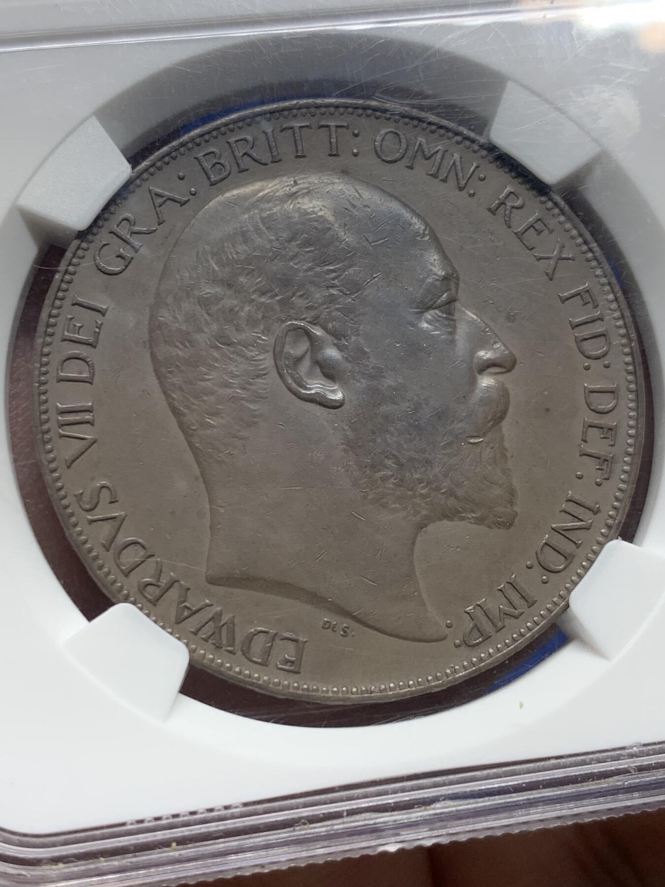 《竞宝斋》第442场 周日，周一，2场连拍 （全场包邮） NGC AU 英国1902年爱德华七世马剑克朗银币 英国热门克朗，黑爱七，黑武士，黑马剑，国币玩家最爱的彩，均匀黝亮，神秘又好看