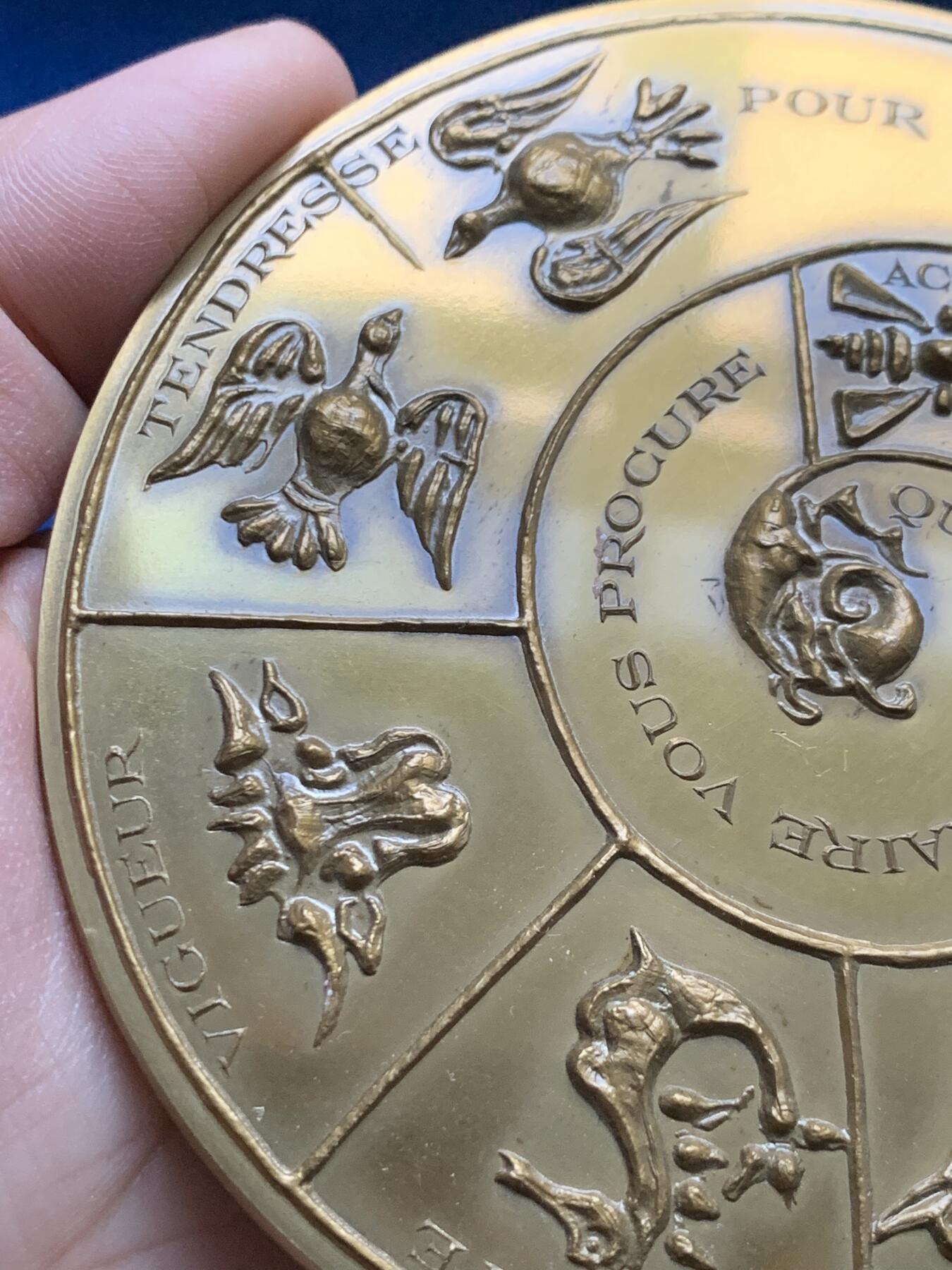 《竞宝斋》第442场 周日，周一，2场连拍 （全场包邮） 法国农业与昆虫超大号纪念铜章 388.5克 100.2mm 1972 丰饶角铜标