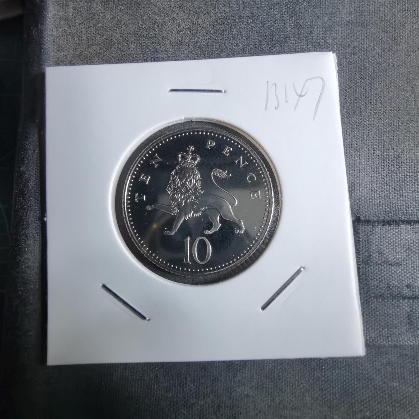 沼泽如烟--第913场 英国2001年10便士精制币