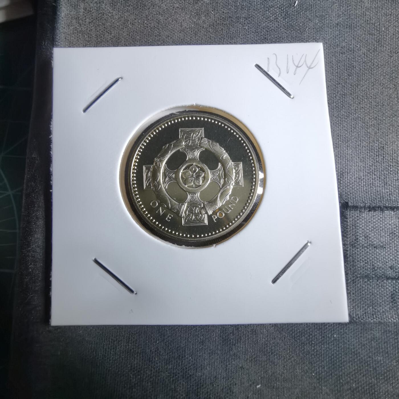 沼泽如烟--第913场 英国2001年1磅精制币