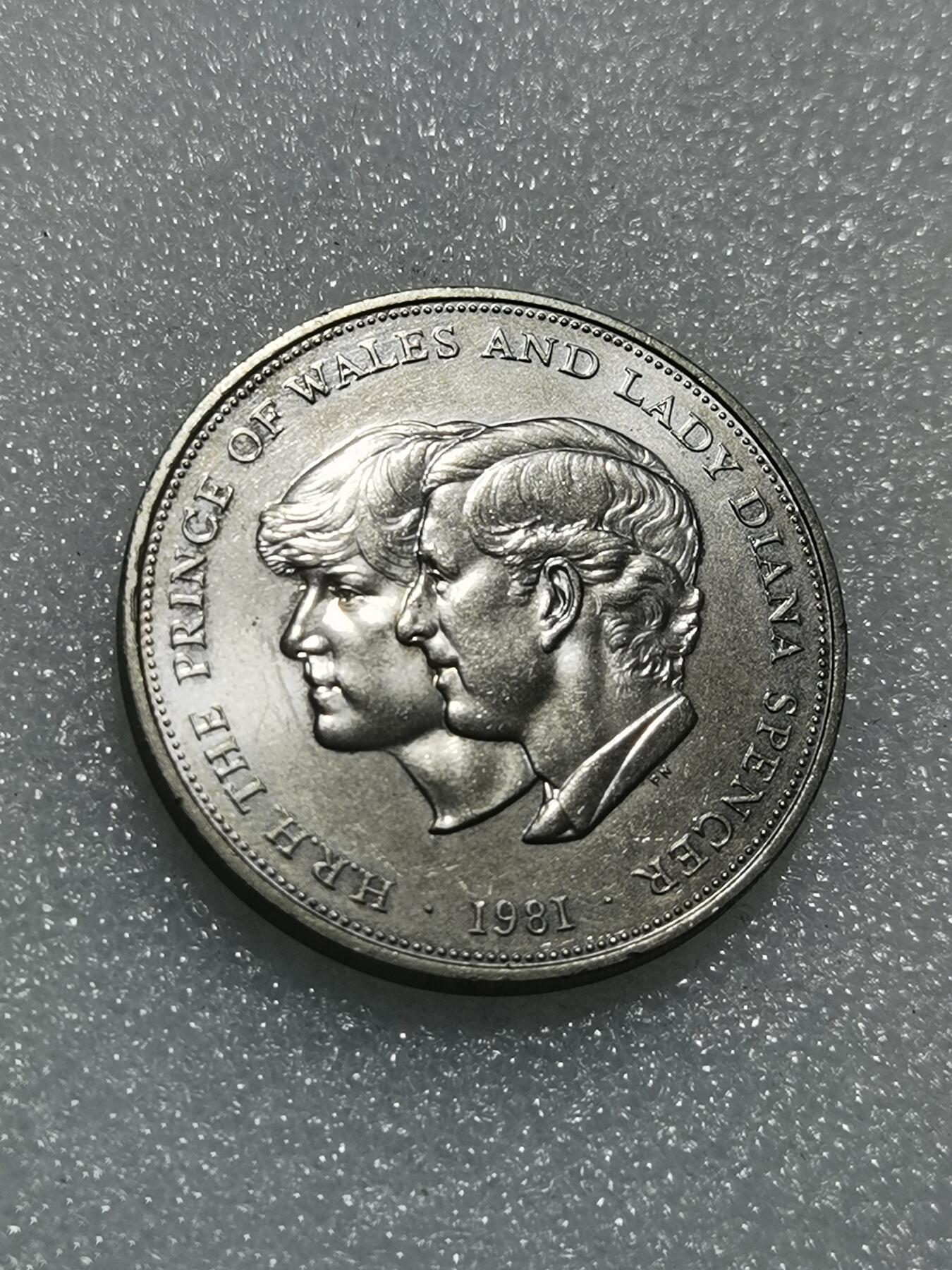 天下钱庄专场欢迎参拍 英国纪念币，镍币