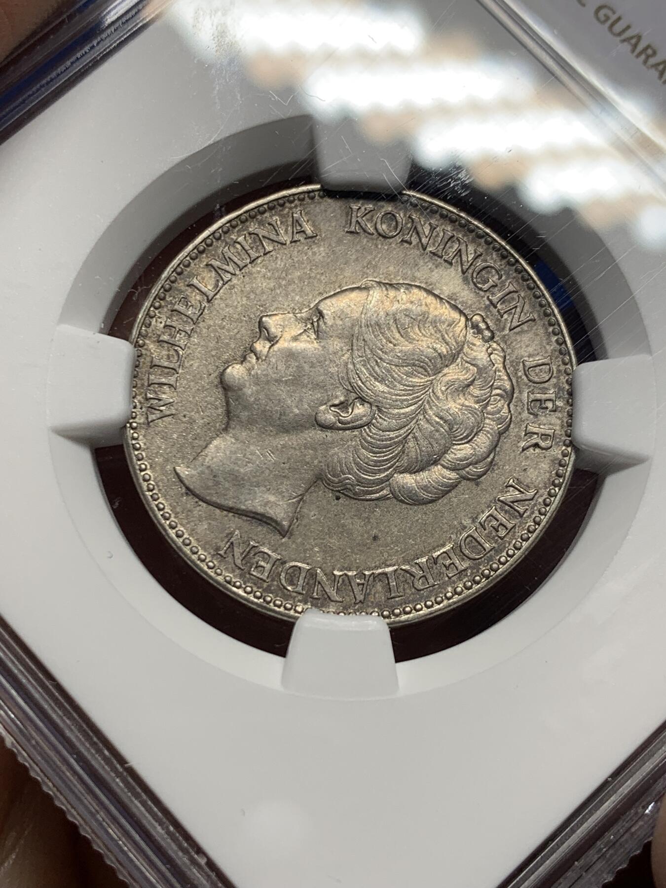 《竞宝斋》第442场 周日，周一，2场连拍 （全场包邮） NGC AU58 荷兰1940年威廉明娜1盾银币 状态不错