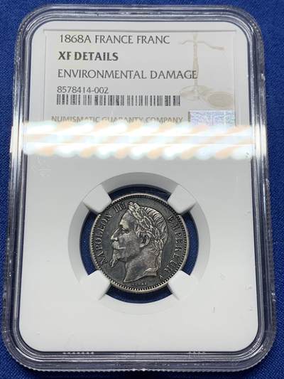 《竞宝斋》第442场 周日，周一，2场连拍 （全场包邮） - NGC XFD 法国1868年拿破仑1法郎银币  黑美人老包浆，味道好，低评