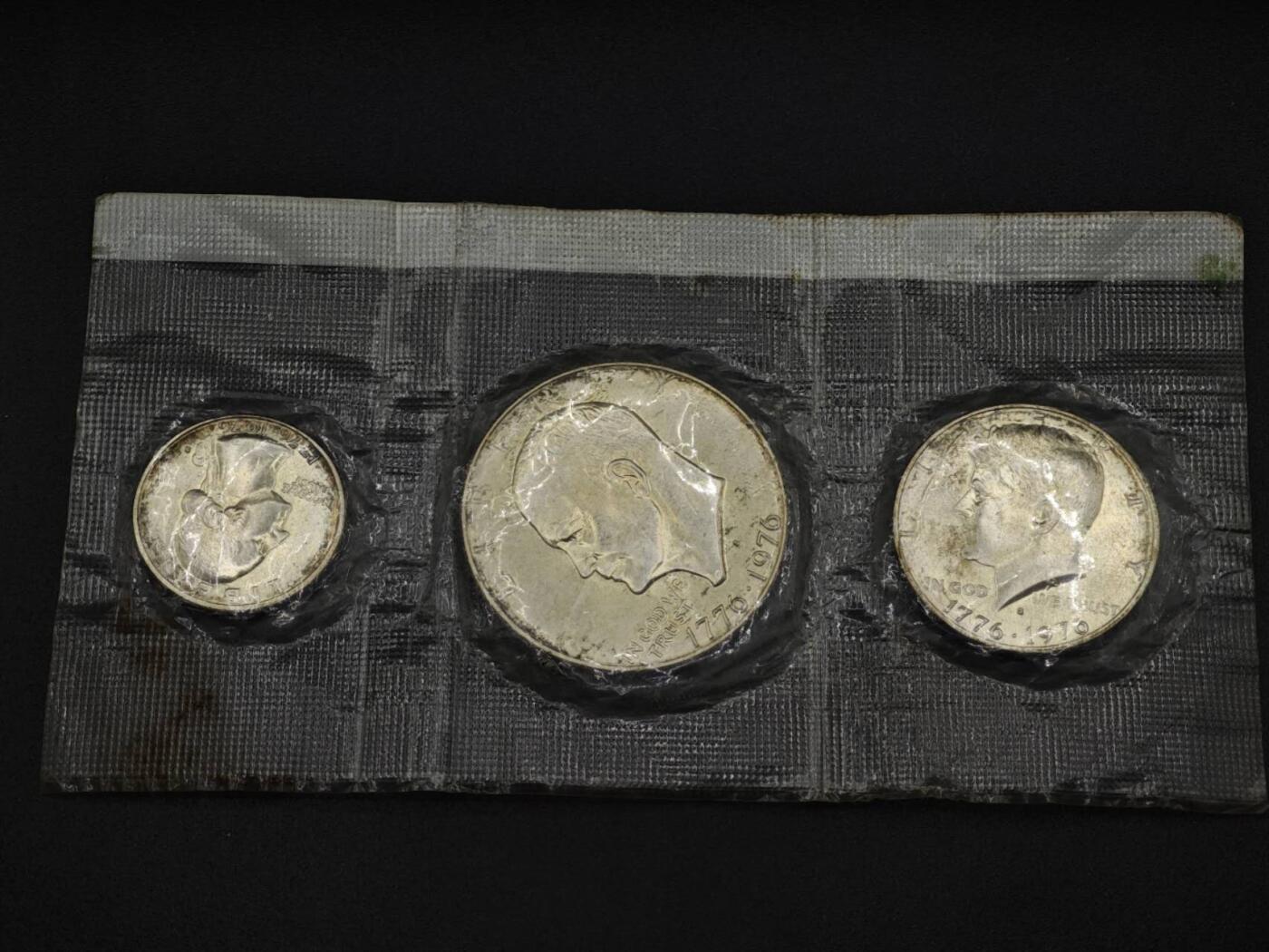 【淘币小摊】实时拍第八百零八拍   银币套币场   满百包邮可预留二周 每周一统一发货   美国1976年建国200周年银币3枚套 总重41.8克400银 银价191